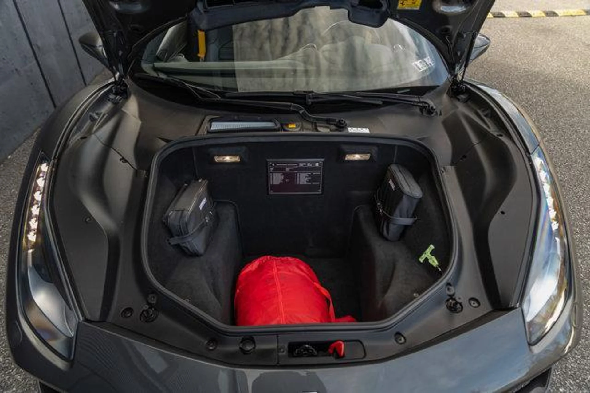 mph018_2852885983_z47_H_Dd_Rz_M_Hr93v_Nztw4kbs_RM_3k_35146acc4b