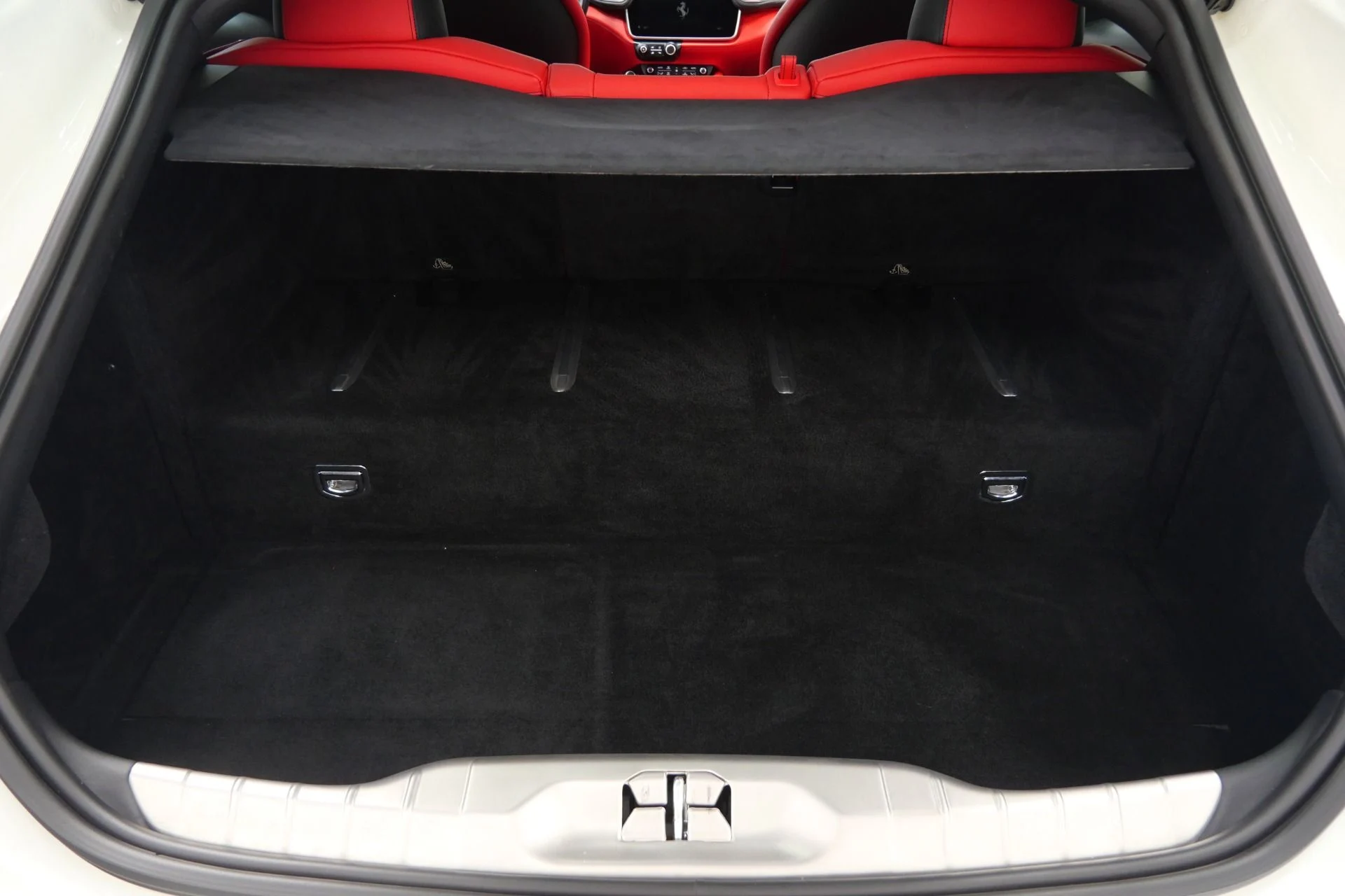 mph018_2864317469_Used_2017_Ferrari_GTC_4_Lusso_V12_Power_Heated_and_Ventilated_Daytona_Seats_1780598649_0a0d5810ce