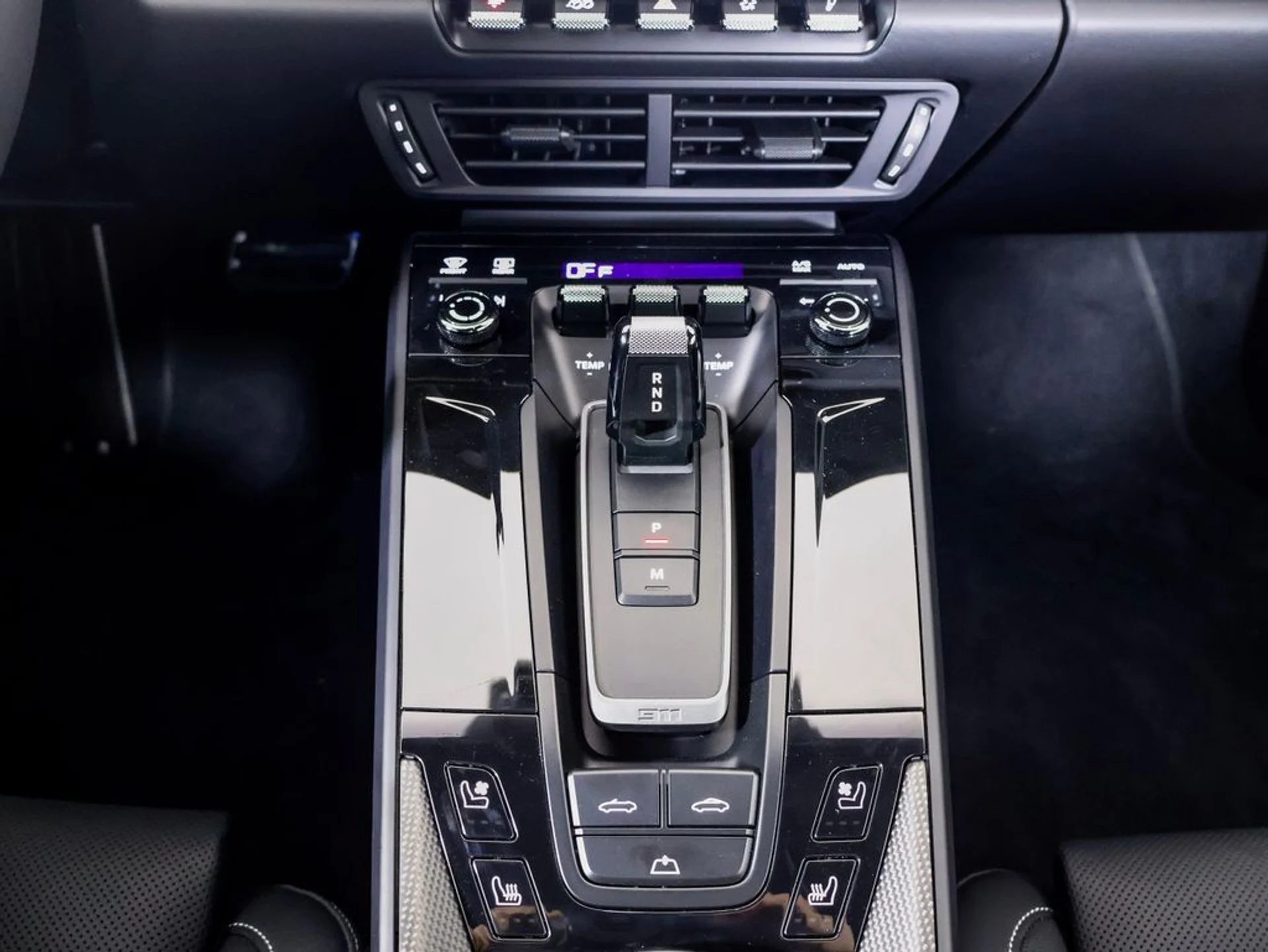 mph018_2866294791_50440235294f5a2778516d98f5b78121x_49ef03ce8e