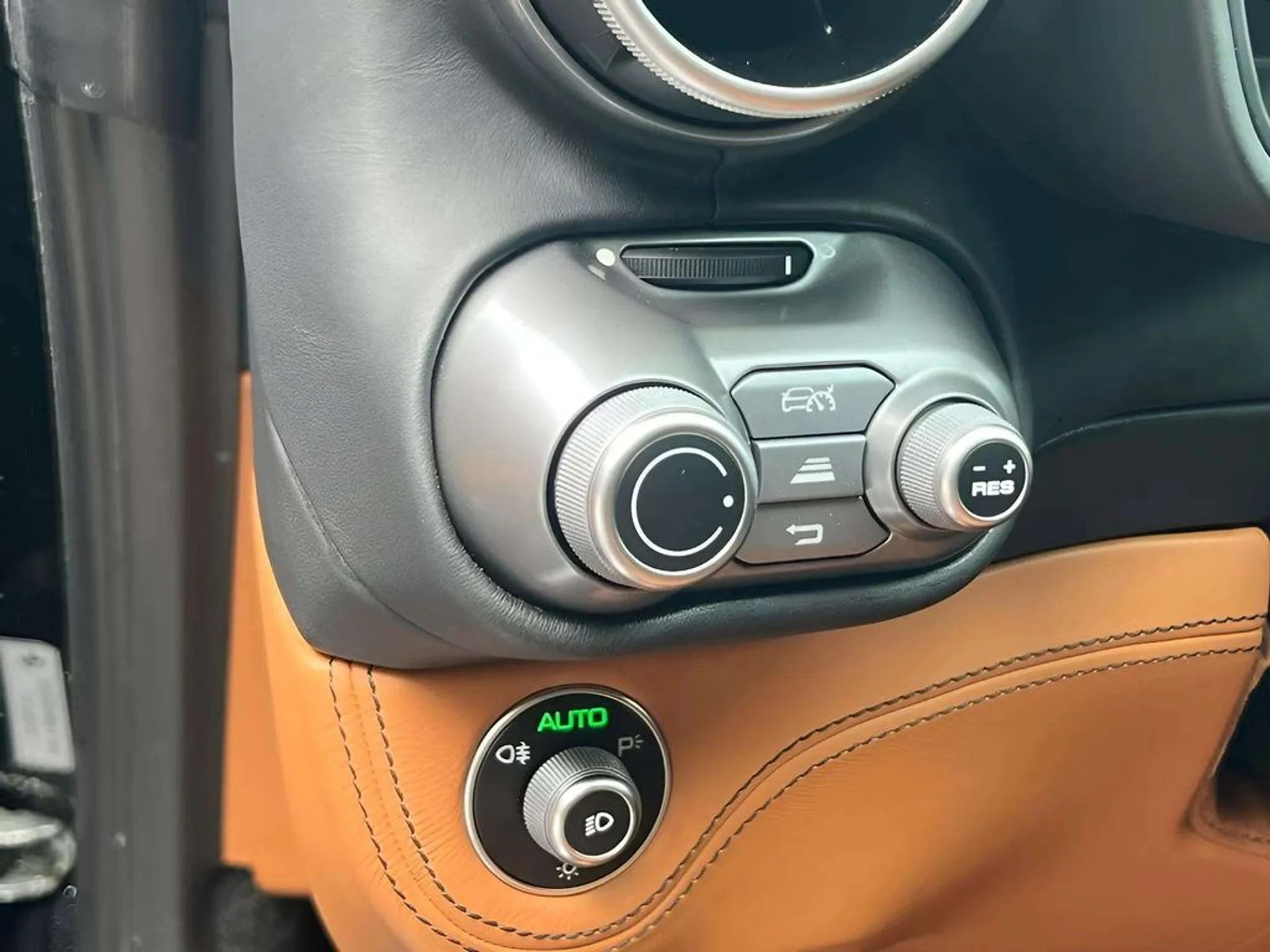 mph018_2869162407_ca4c1db21ae39de8fa5a64356afd1dddx_2ed7b455c0