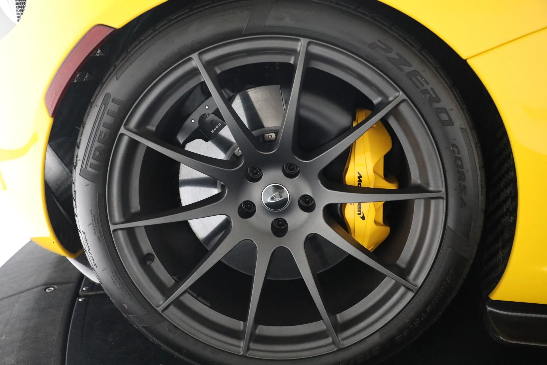 mph018_2890880167_Used_2015_Mc_Laren_P1_6e3bbd954b