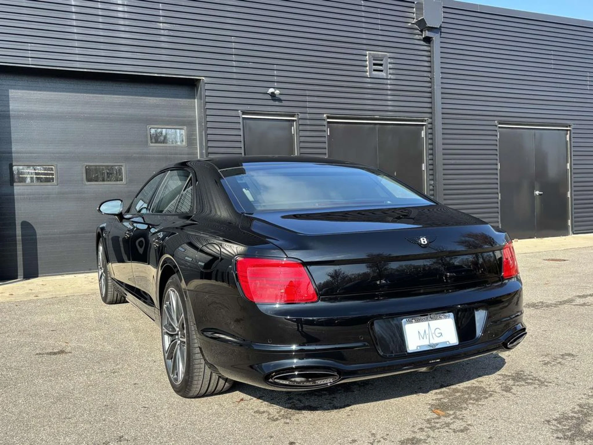 mph018_2892003831_1f91accd4aec6035b804b247ec2ece75x_b298307341