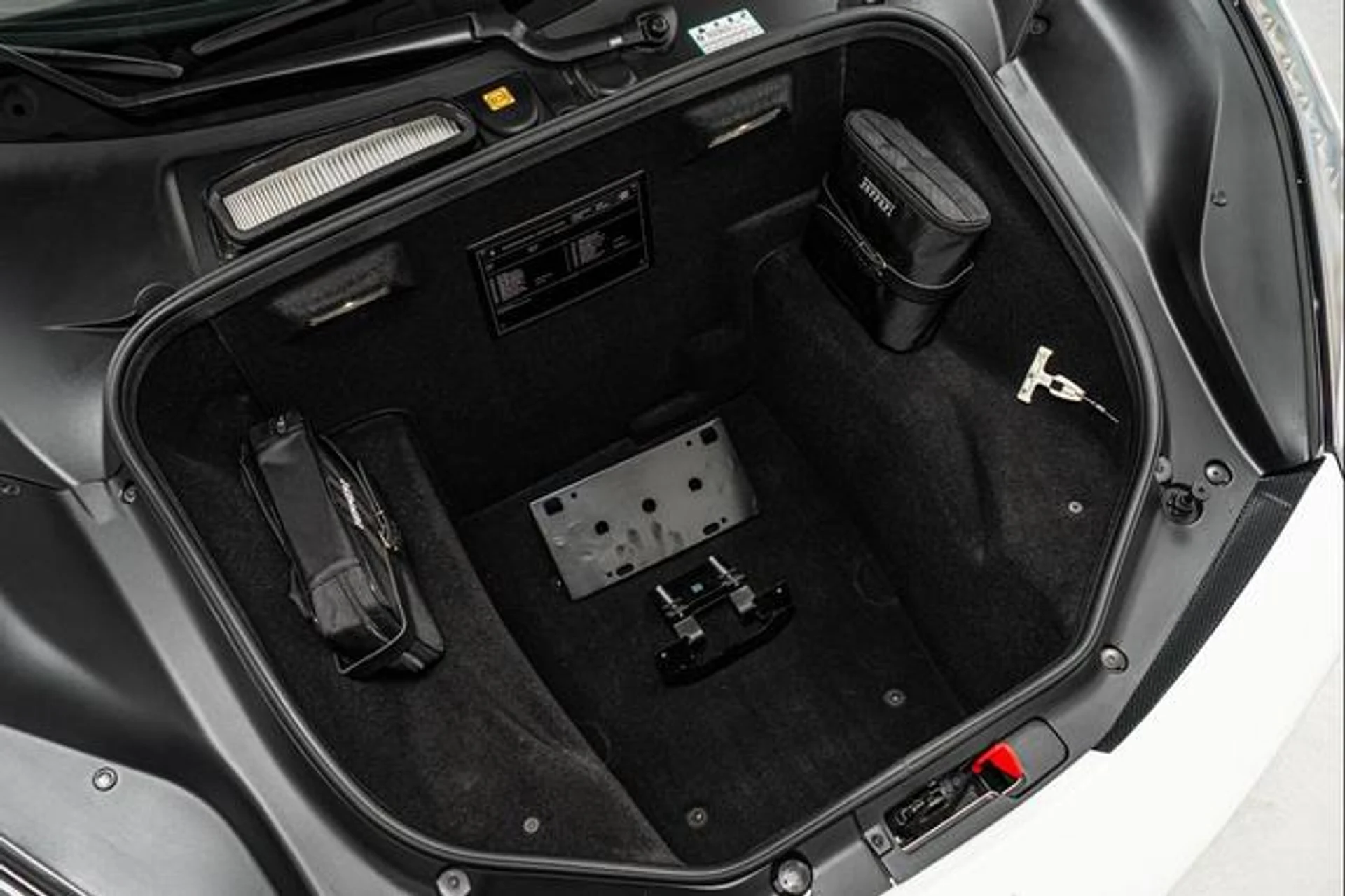 mph018_2892964397_76vc_B_H_Twn_CGV_Tpkx_Tp1_C1j9_Lf4_24dd433ee6