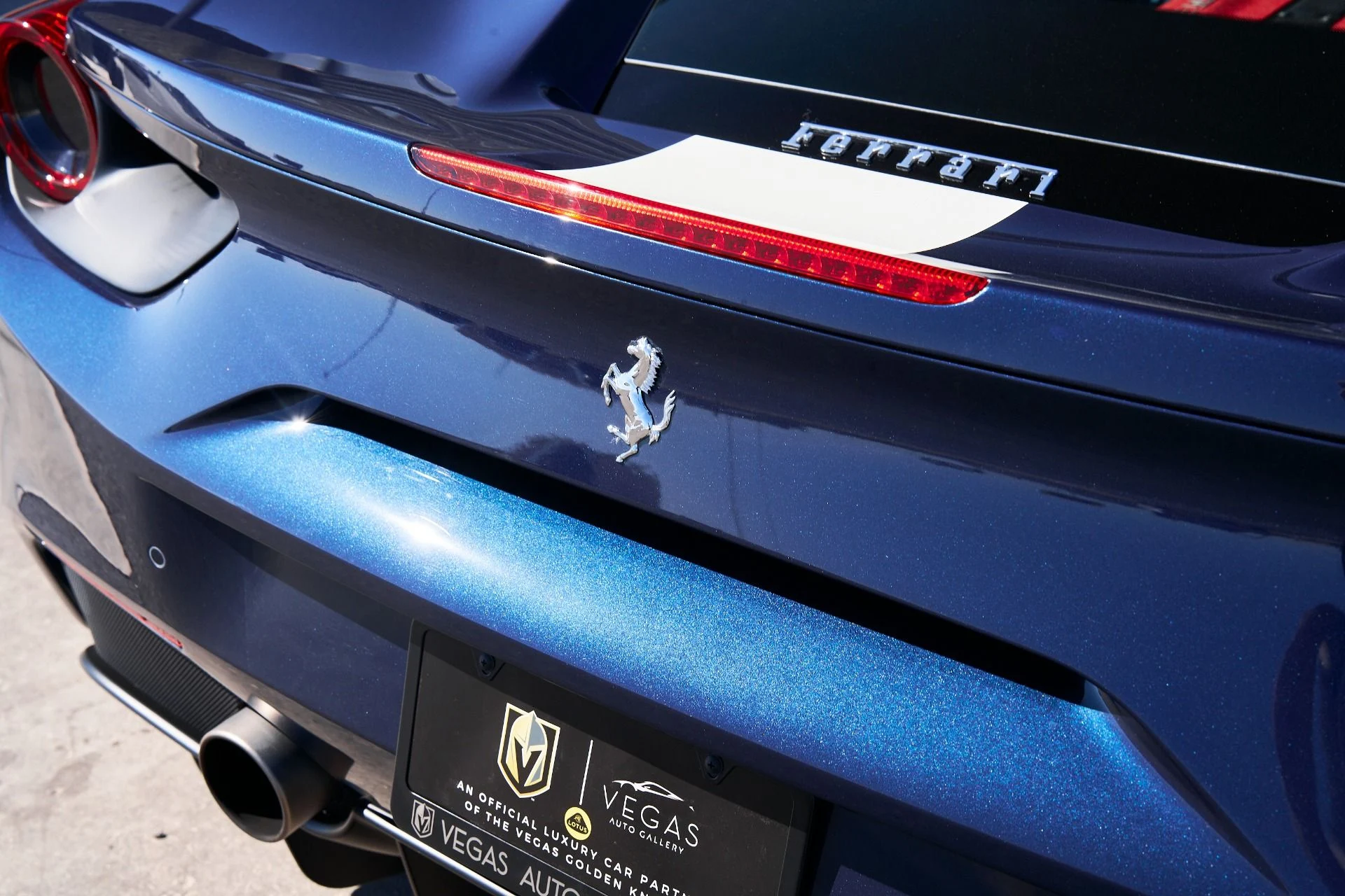 mph018_2894033841_Used_2018_Ferrari_488_GTB_Base_1759871559_221a86240d