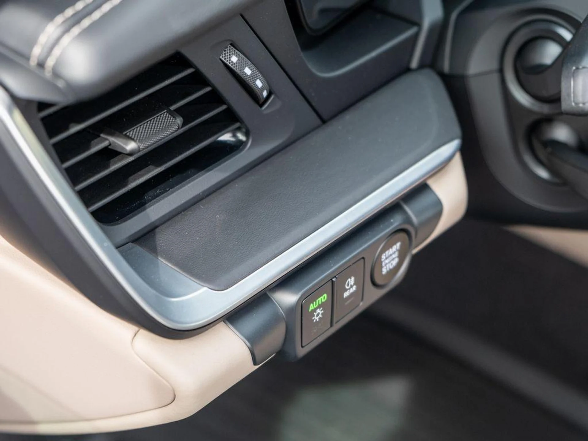 mph018_2897495766_m_O_Ye_OW_Jkw_Oz_xh810_Mo_n_YFD_Ck_cd6f791cdf