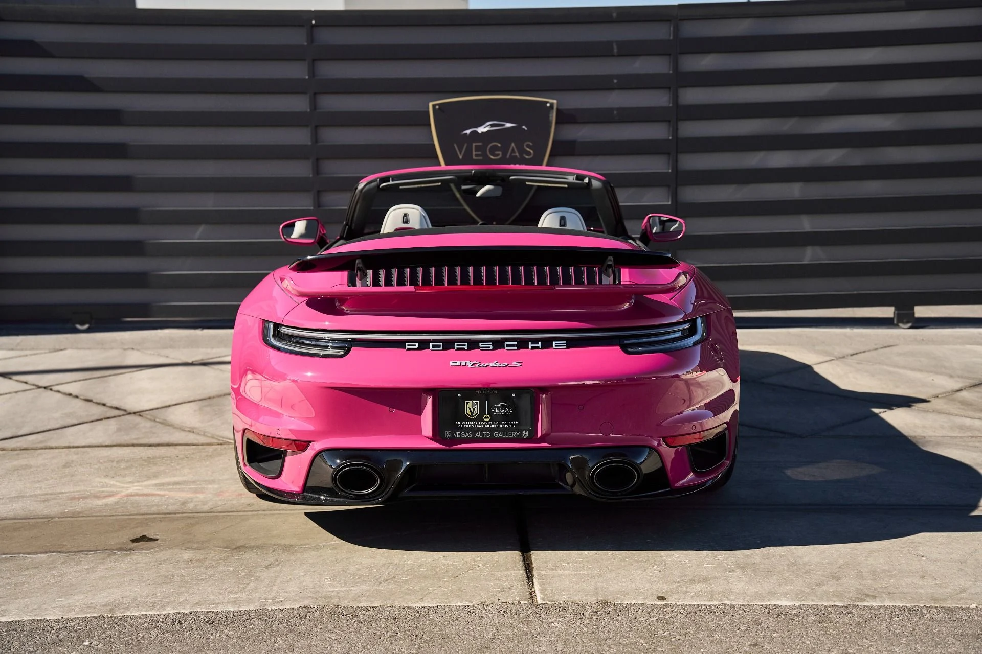 mph018_2904485544_Used_2023_Porsche_911_Turbo_1762568126_83776f0daa