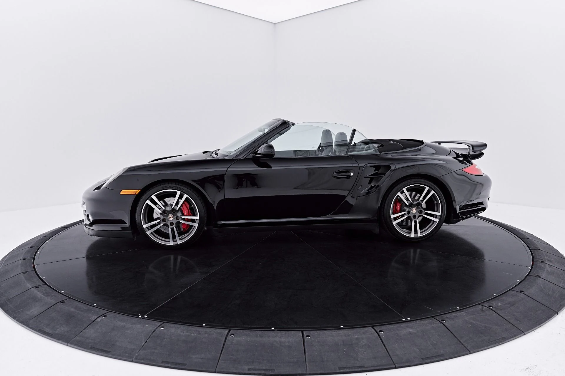 mph018_2913052695_Used_2010_Porsche_911_Turbo_1785431117_025717eb60
