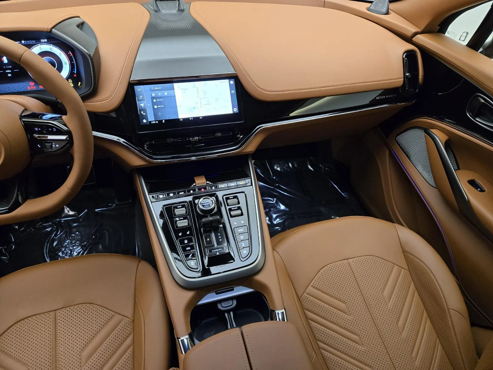 mph018_2918429351_New_2026_Aston_Martin_DBX_S_1776489476_571c2eeeab