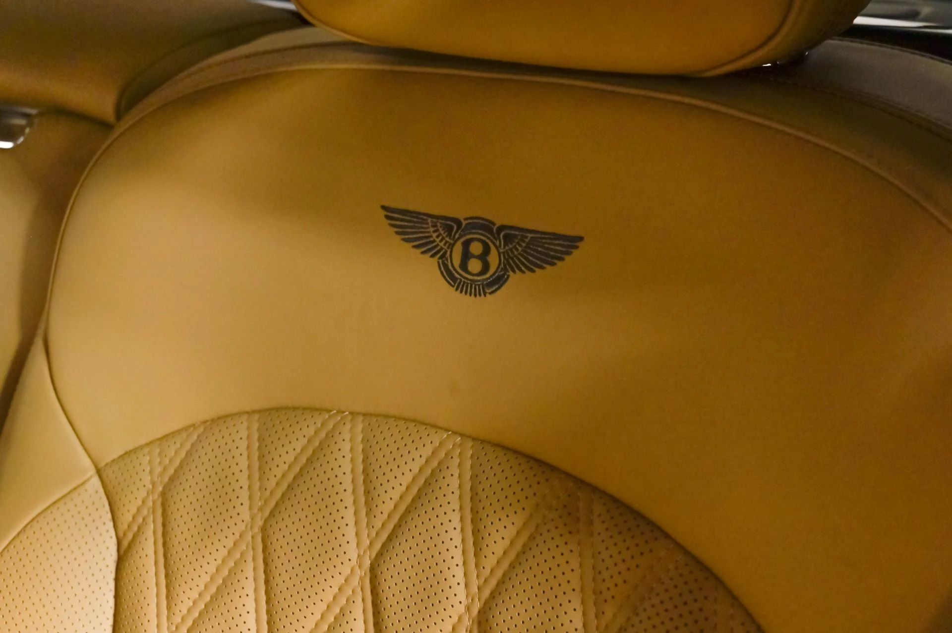 mph018_2927983853_Used_2017_Bentley_Mulsanne_1782570878_2069e638bc