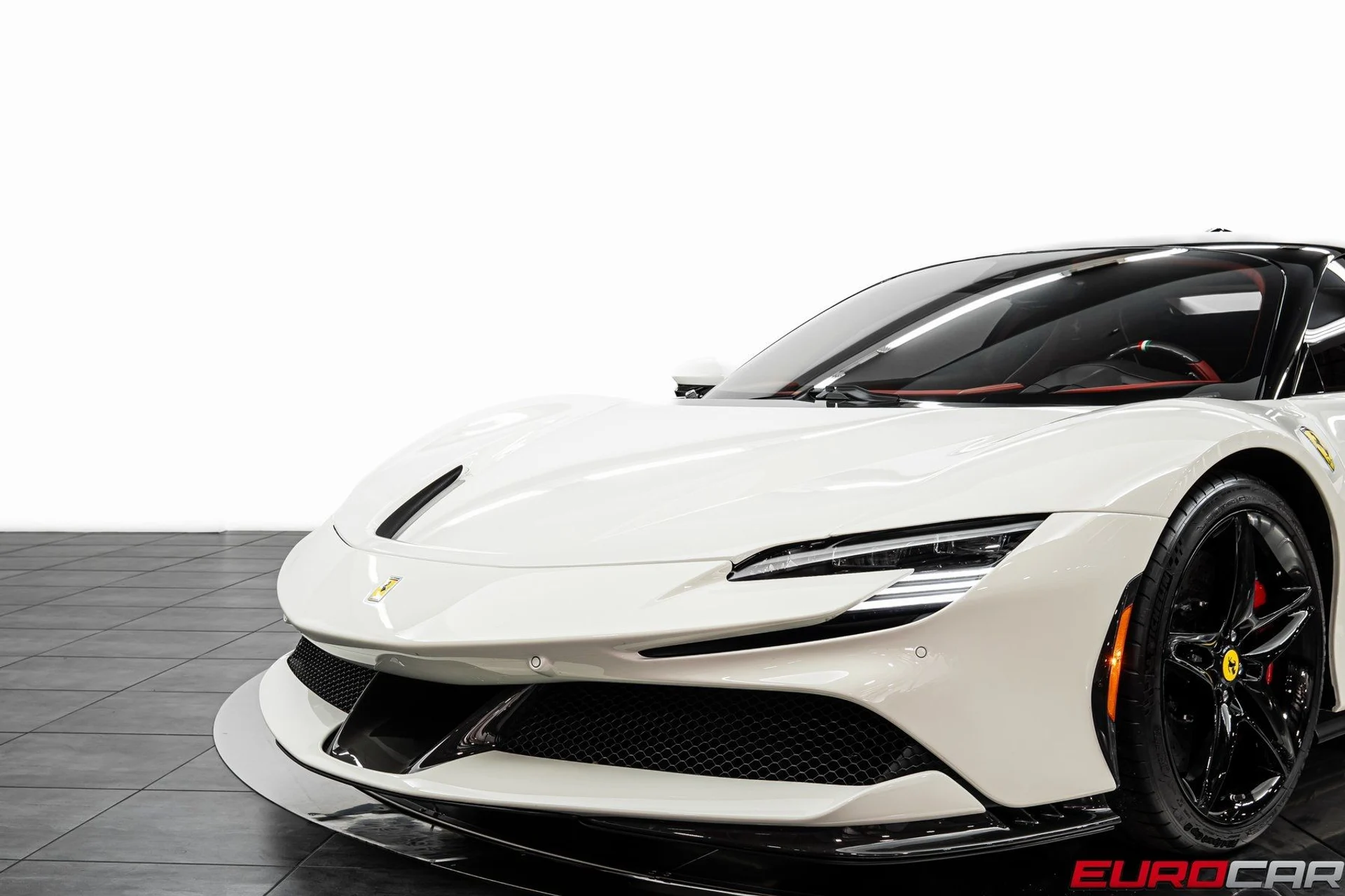 mph018_294018419_image_19_2d43fe7b69