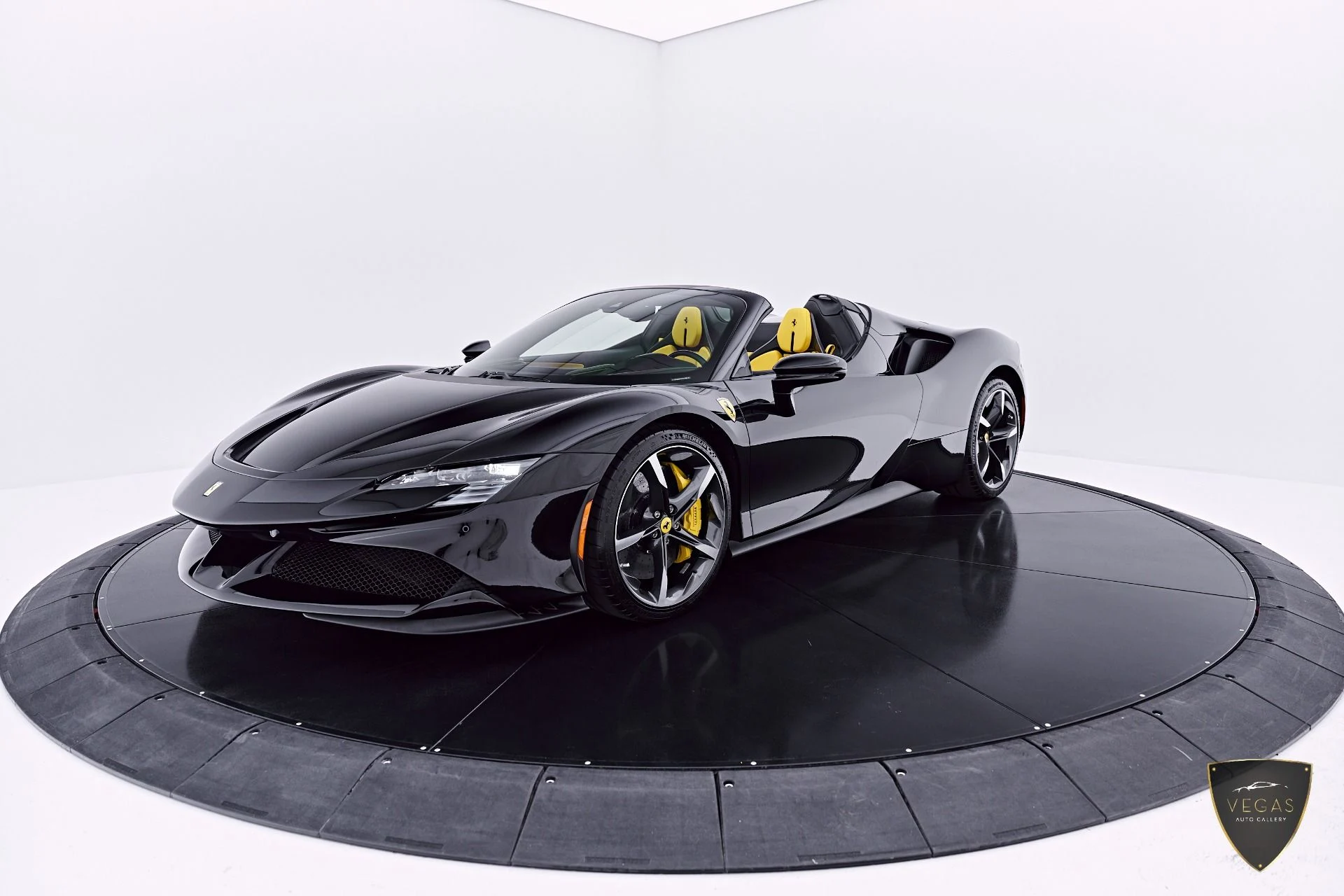 mph018_2948682945_Used_2024_Ferrari_SF_90_Spider_Base_1783038340_12d5918e85