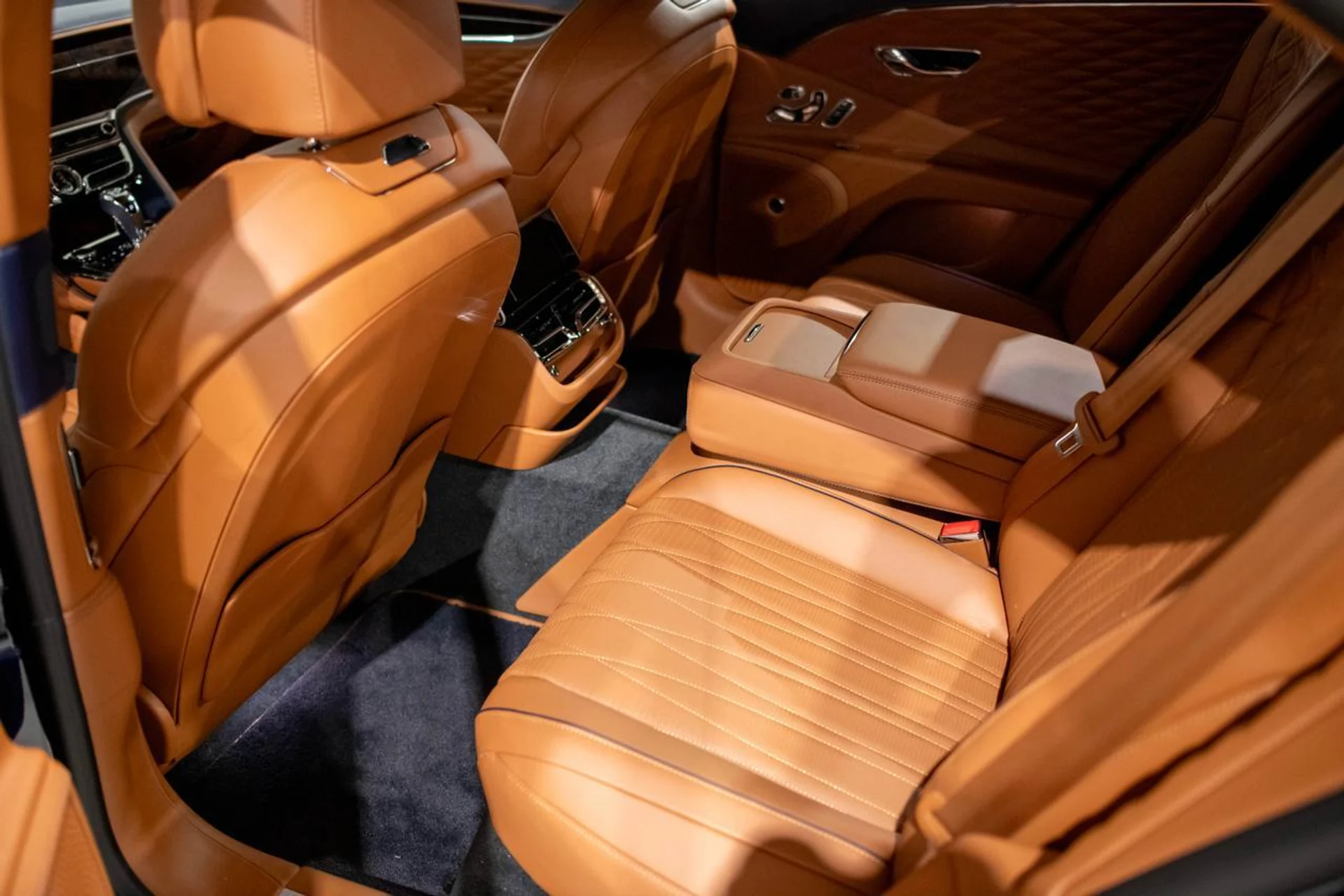 mph018_295204397_4c329f6e02b7ff7d61b42a69e6d903f6_ce386c6456