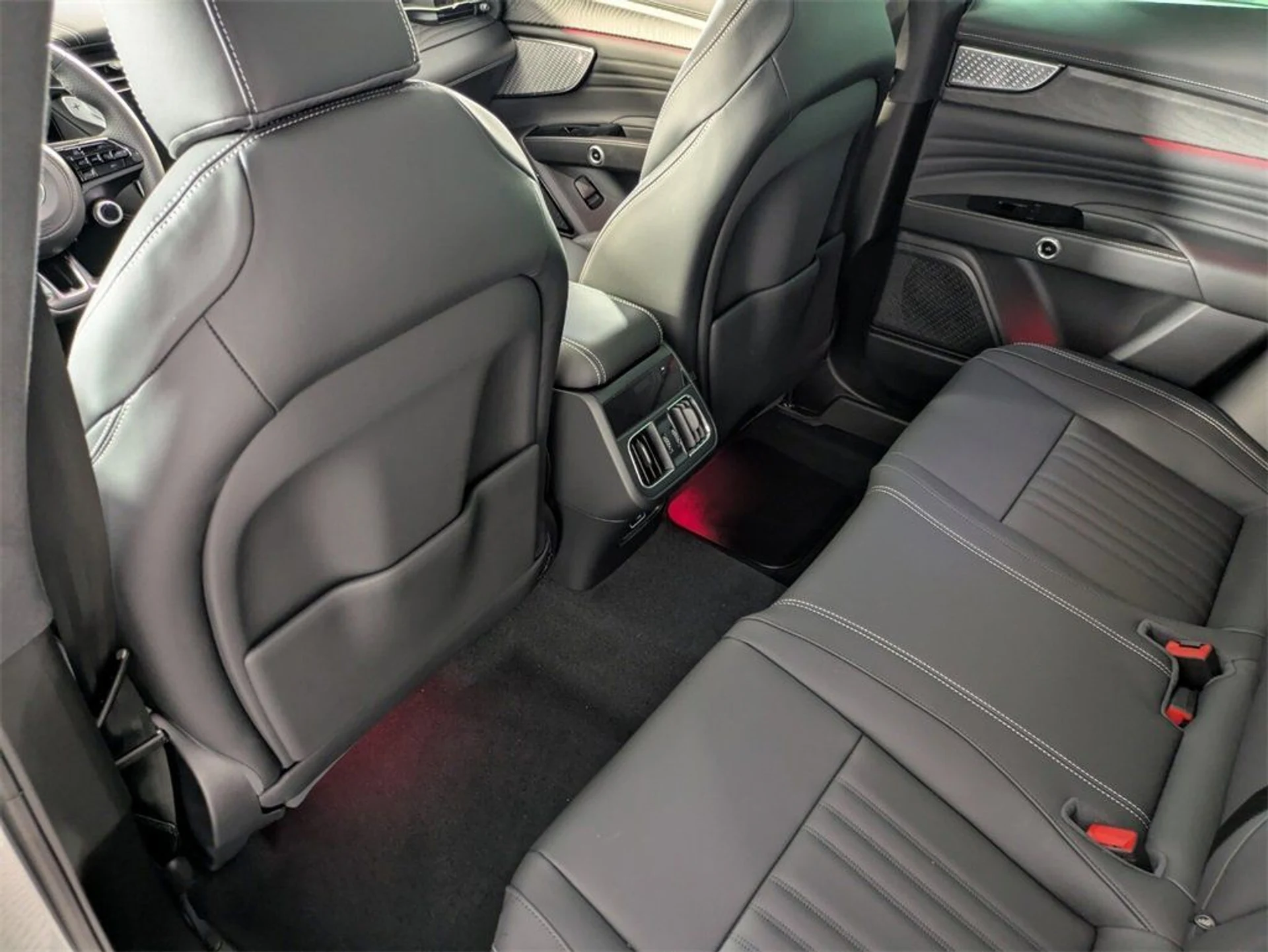 mph018_2957104471_9899a4935626d806e4fa610e9a1c6a42_b997e31e3a