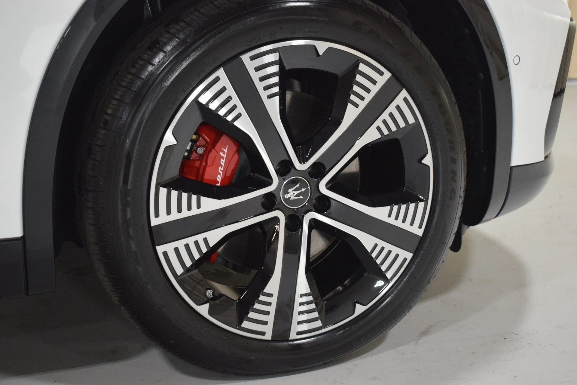 mph018_2962257665_3c56906624bf36ee401bf79d37970688x_d02f84dc95