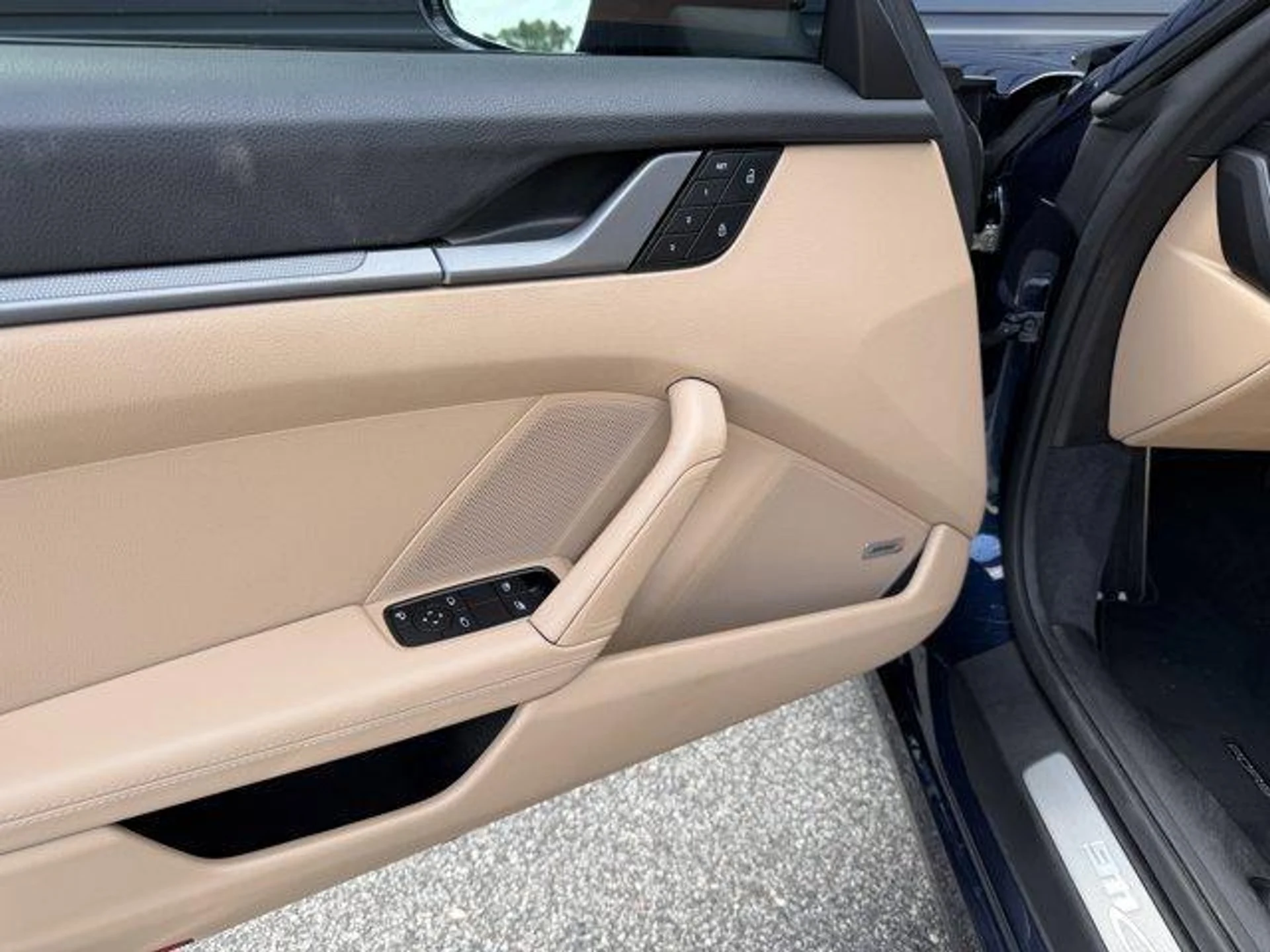 mph018_2963534043_v1a_H9biq_0h_Fco_Dq_RB_6jt98_Yt_I_3e9ae9a76f