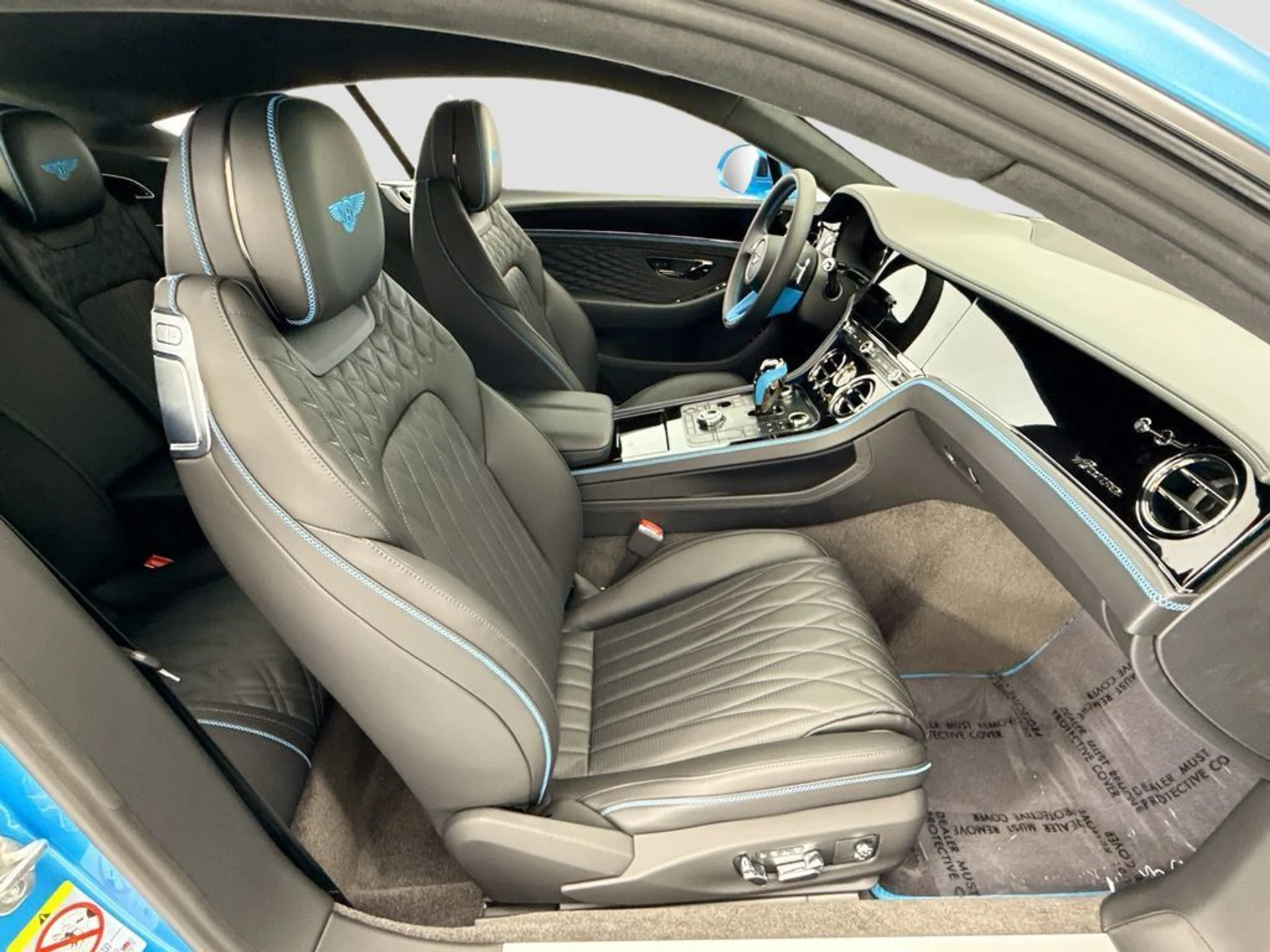 mph018_2963992632_new_2026_bentley_continental_gt_azure_8119_22999711_19_1024_74e5779c7a