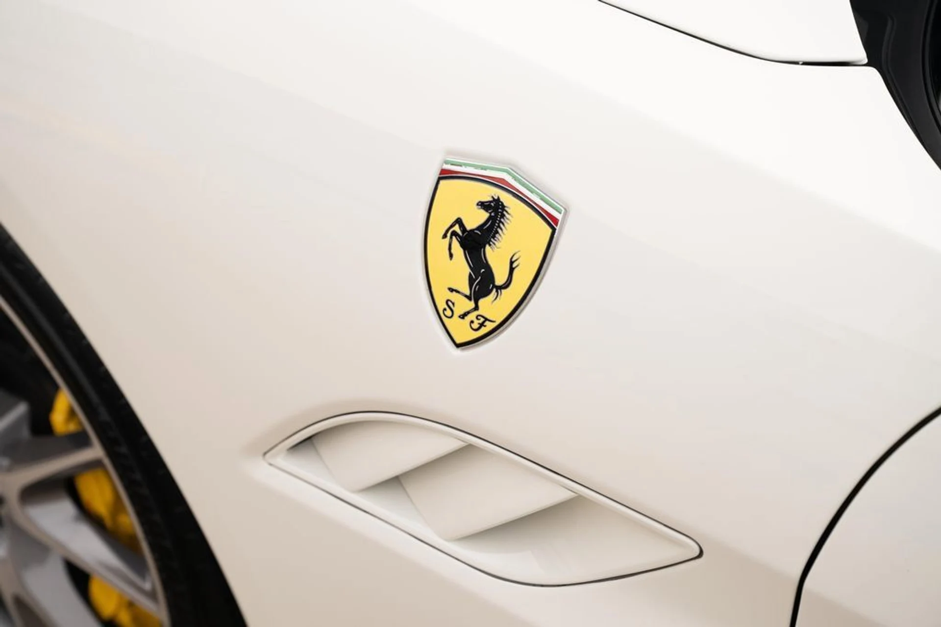 mph018_2964633897_f92d7c66dcd64f9e8d3fb2ce138102ab_c2bc686b16