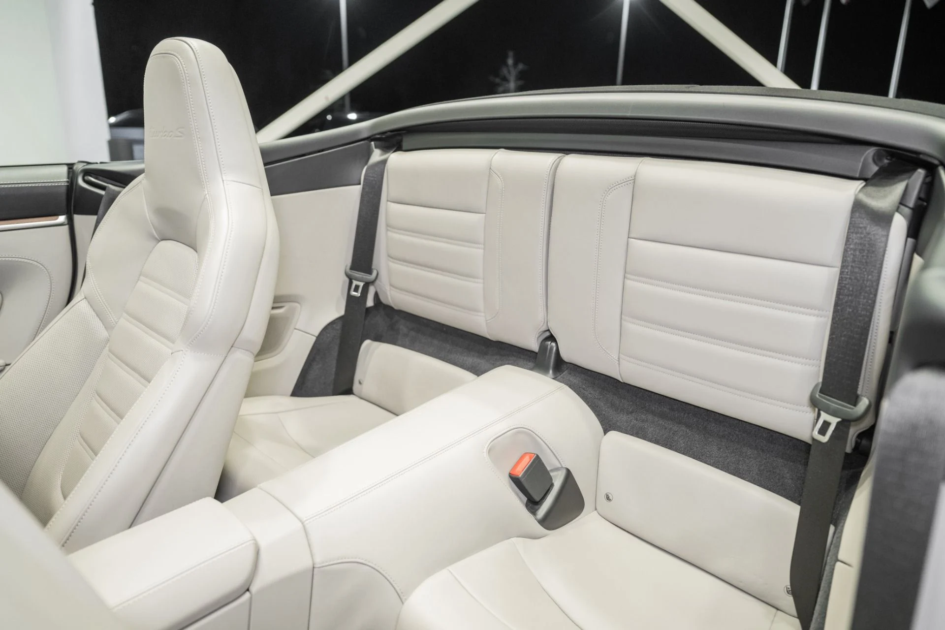 mph018_2971544732_Used_2021_Porsche_911_Turbo_S_1775321640_d79e34b584