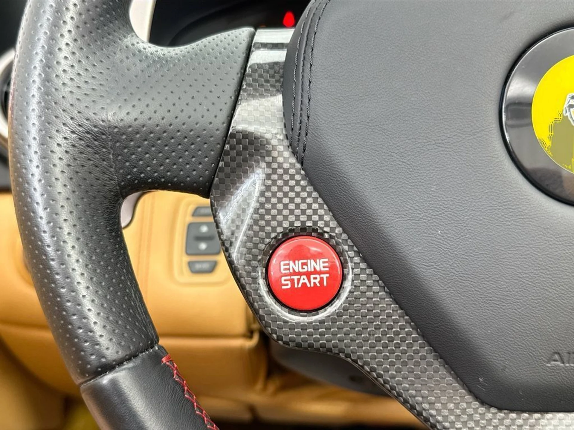 mph018_2987990178_used_2014_ferrari_california_2drconvertible_8119_22996020_19_1024_5ea00ac0cf