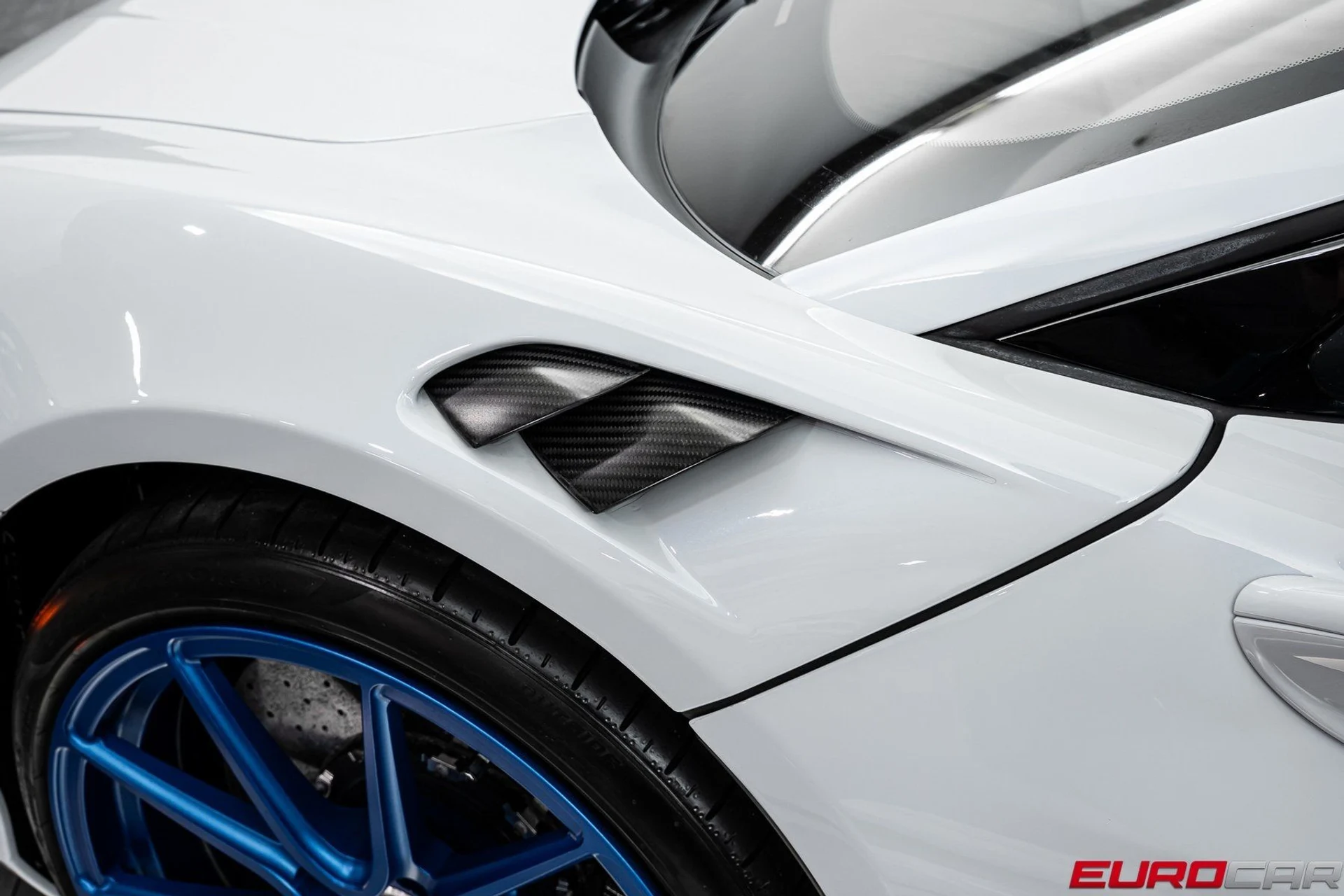 mph018_2988521173_image_19_f1acd59a48