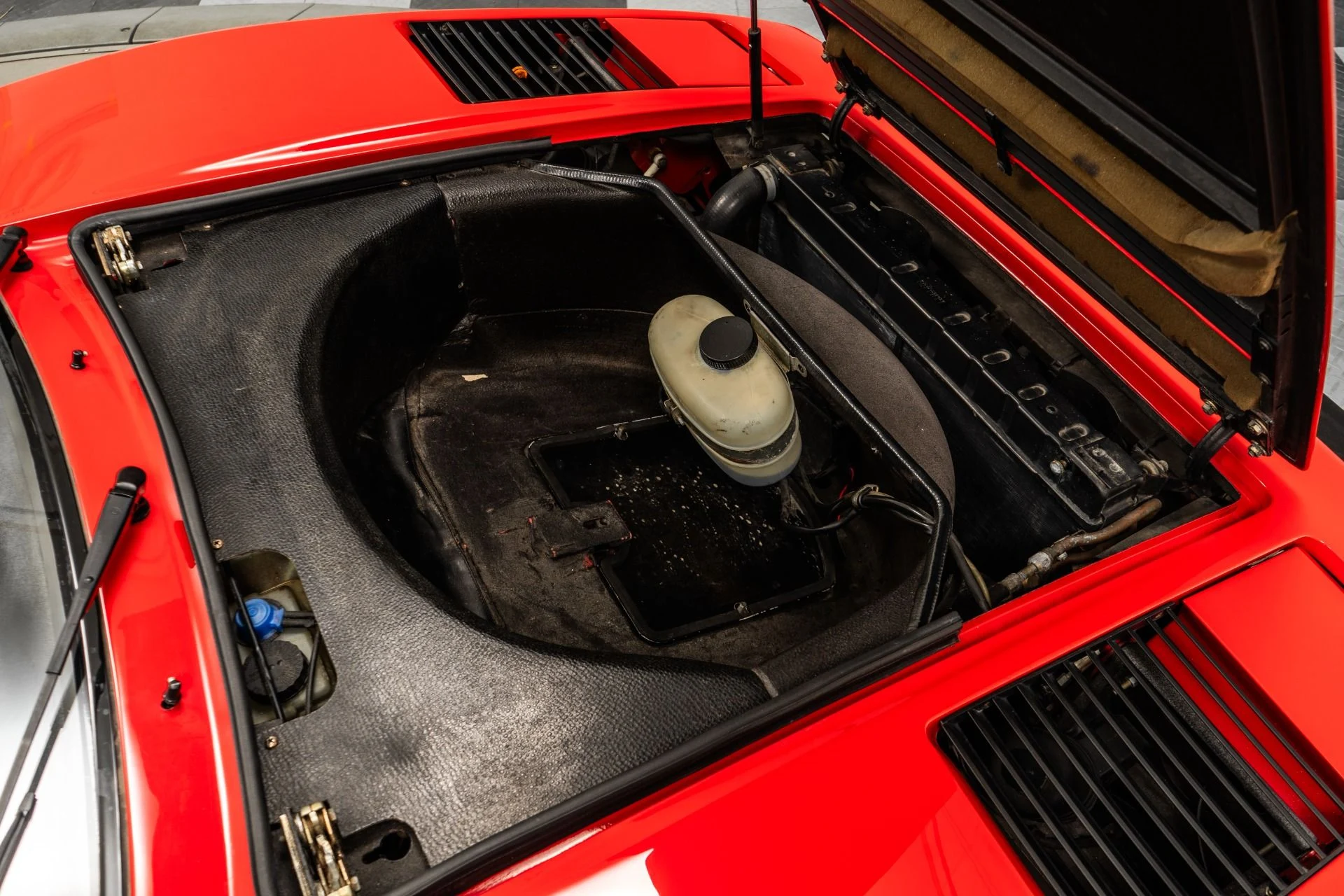 mph018_2994115399_Used_1985_Ferrari_308_GT_Si_QV_1760735780_97e0d21a96