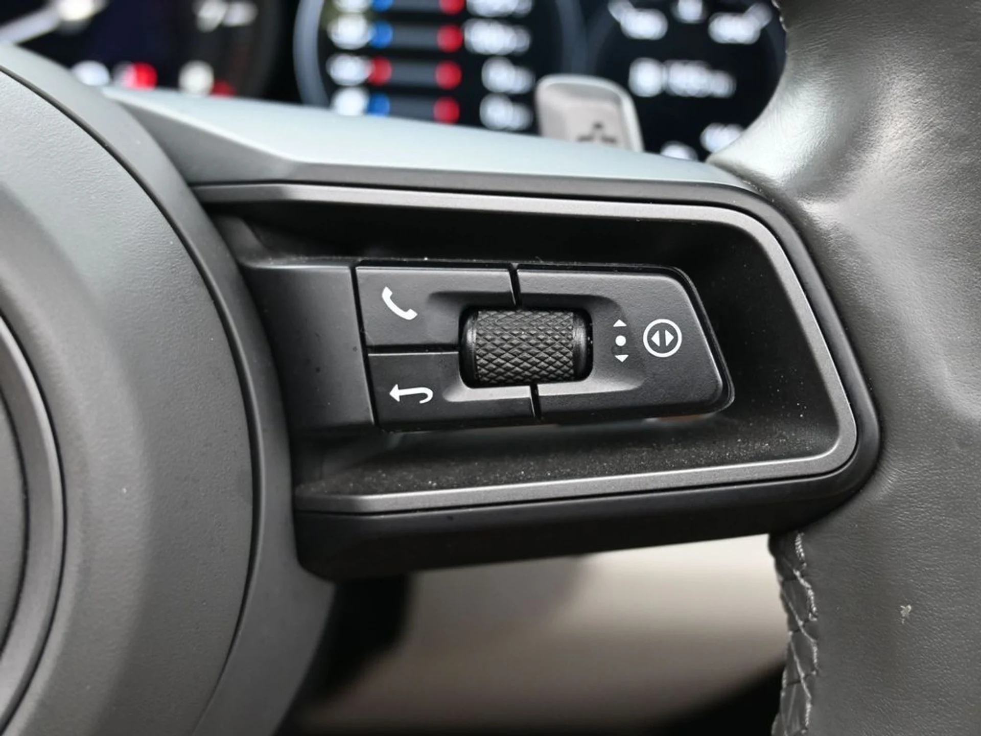 mph018_2995372096_f064617e9ed89b3e39a385d209713ba6_42ac959aec