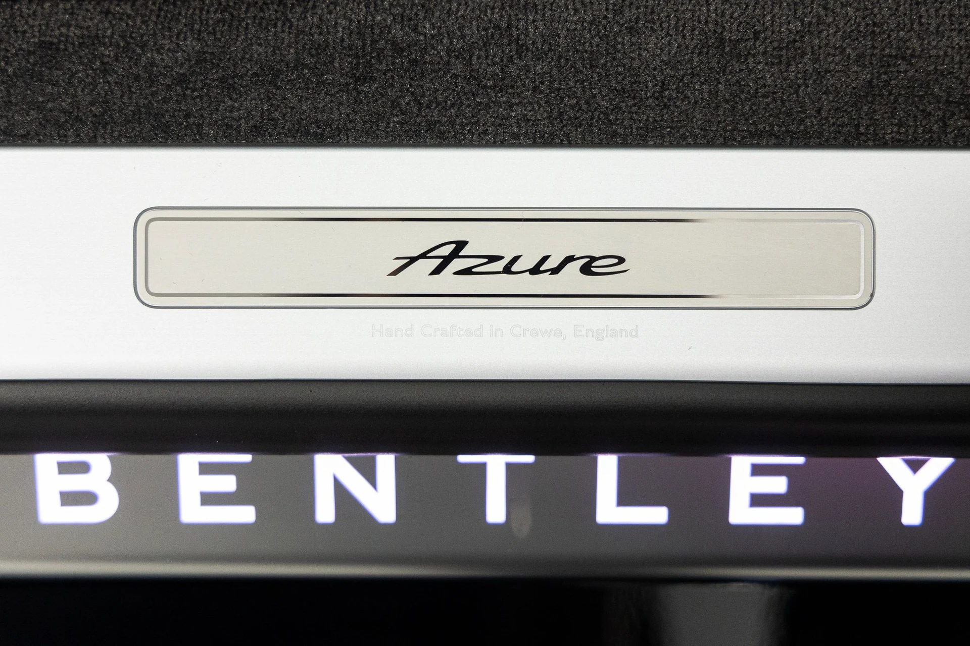 mph018_299721704_ca4915b17268ba002228591ec3d4f99bx_e84418bcf9