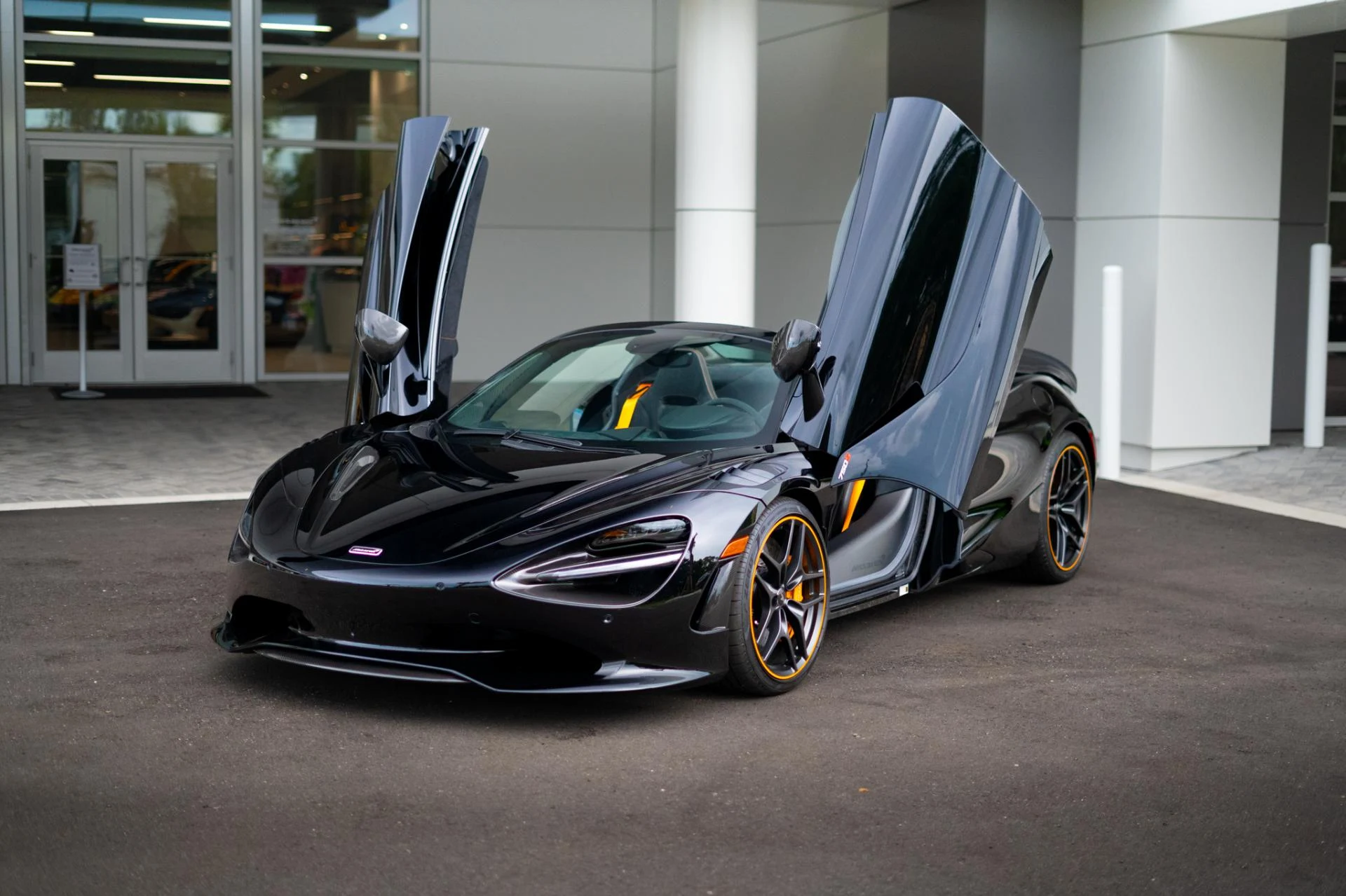 mph018_3007630986_Used_2024_Mc_Laren_750_S_Spider_ef414aef30