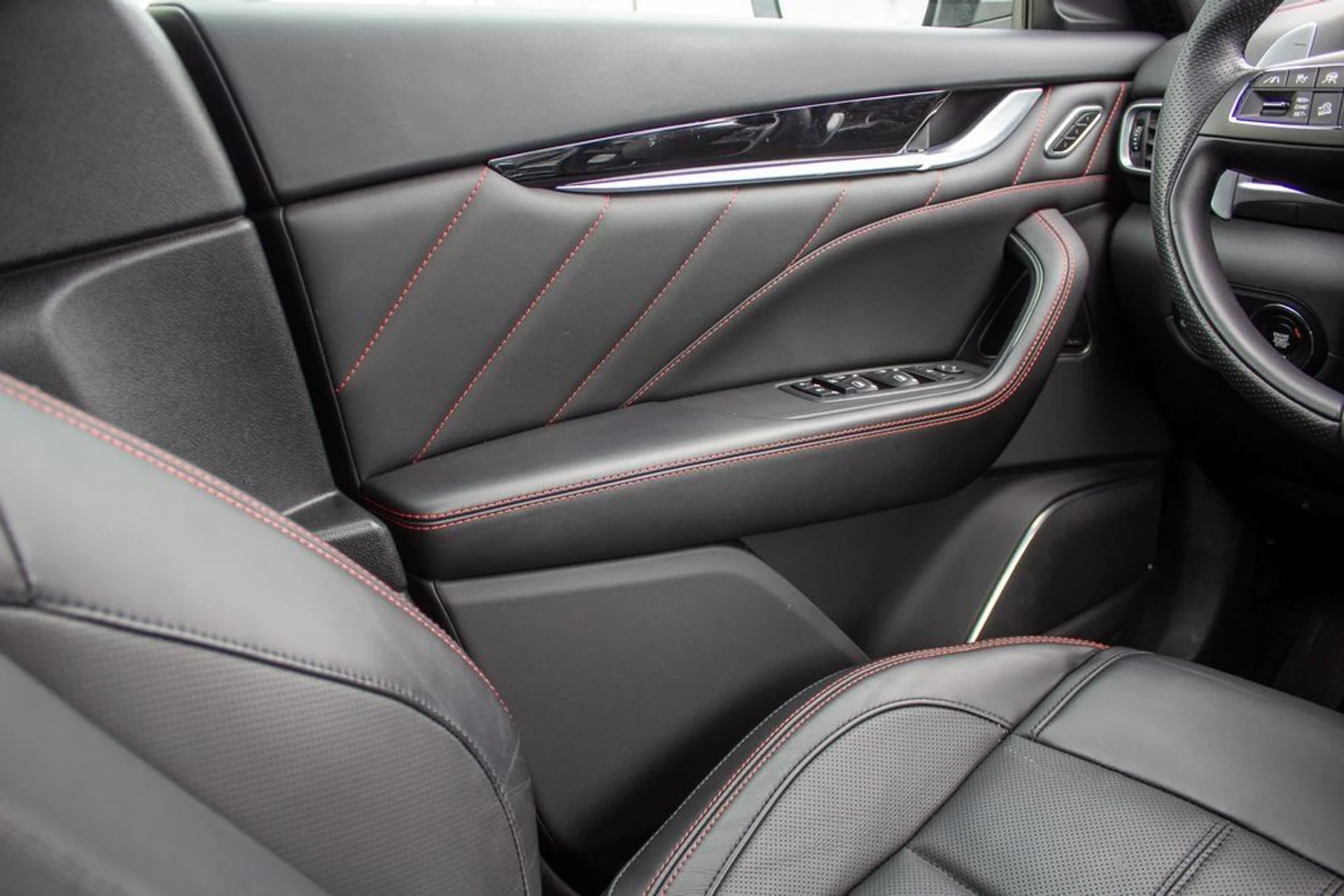 mph018_3011013657_ee5bf06e10bf5c95373115a1cb9b716b_961e9a94cc