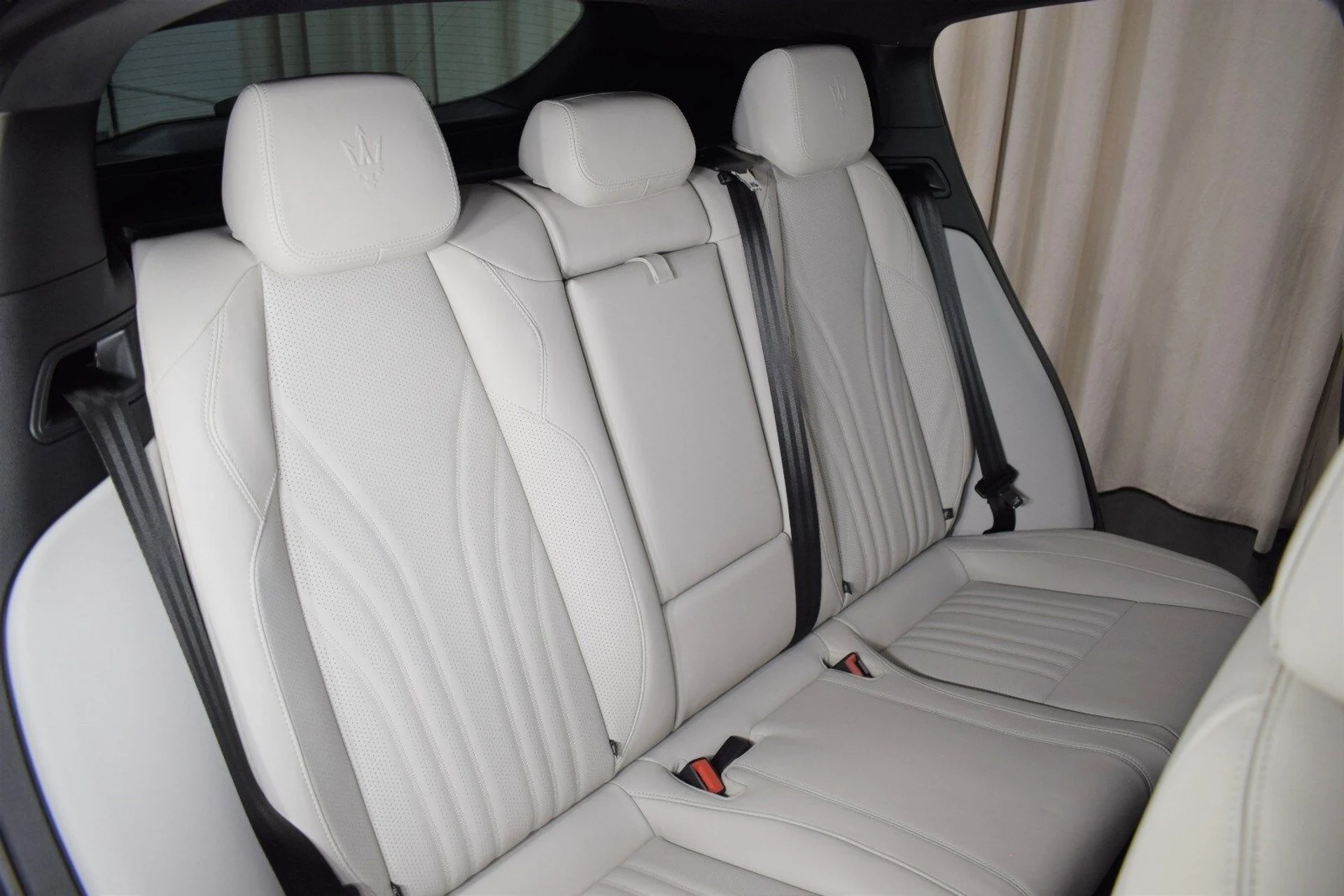 mph018_3011018103_4b1294f067ed0059e4e6baa6d5a340c3x_b81f47b71e