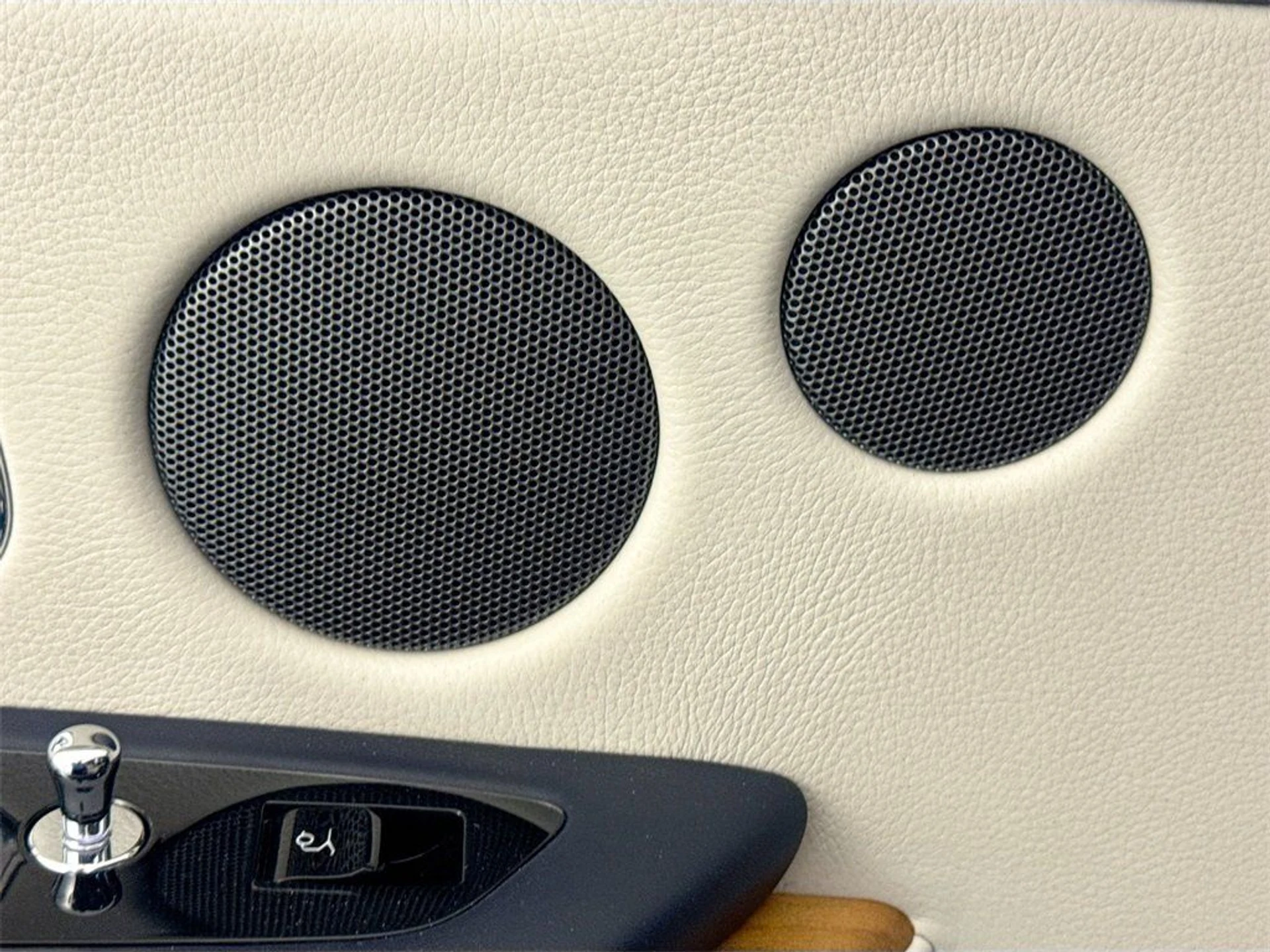 mph018_3020708199_2dd9ec459789a7cf495a73b414e49aed_3a16ff5e01