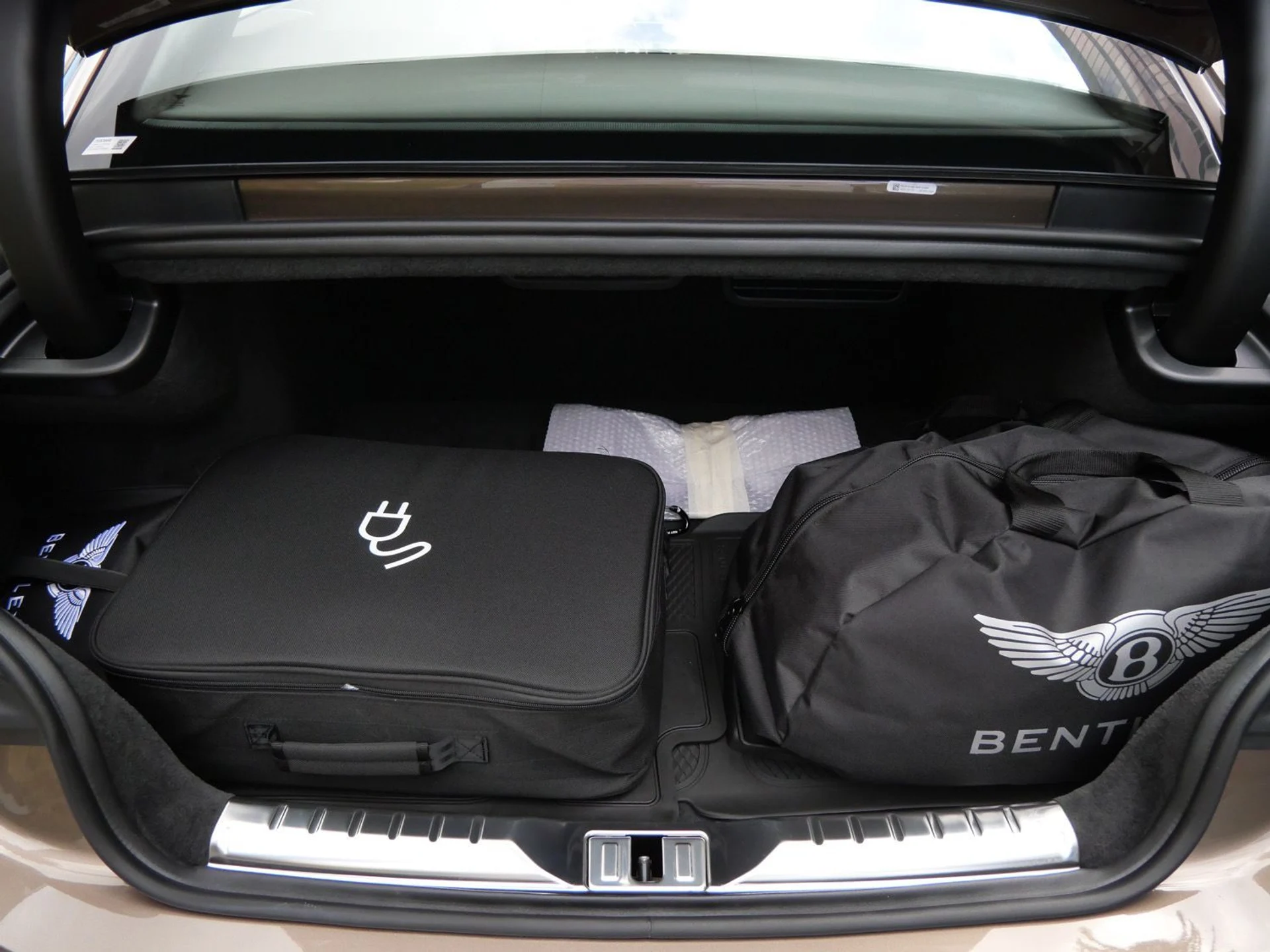 mph018_3023150145_b04ee7b6875b1128b746b454fd46311ex_c121b2d75e