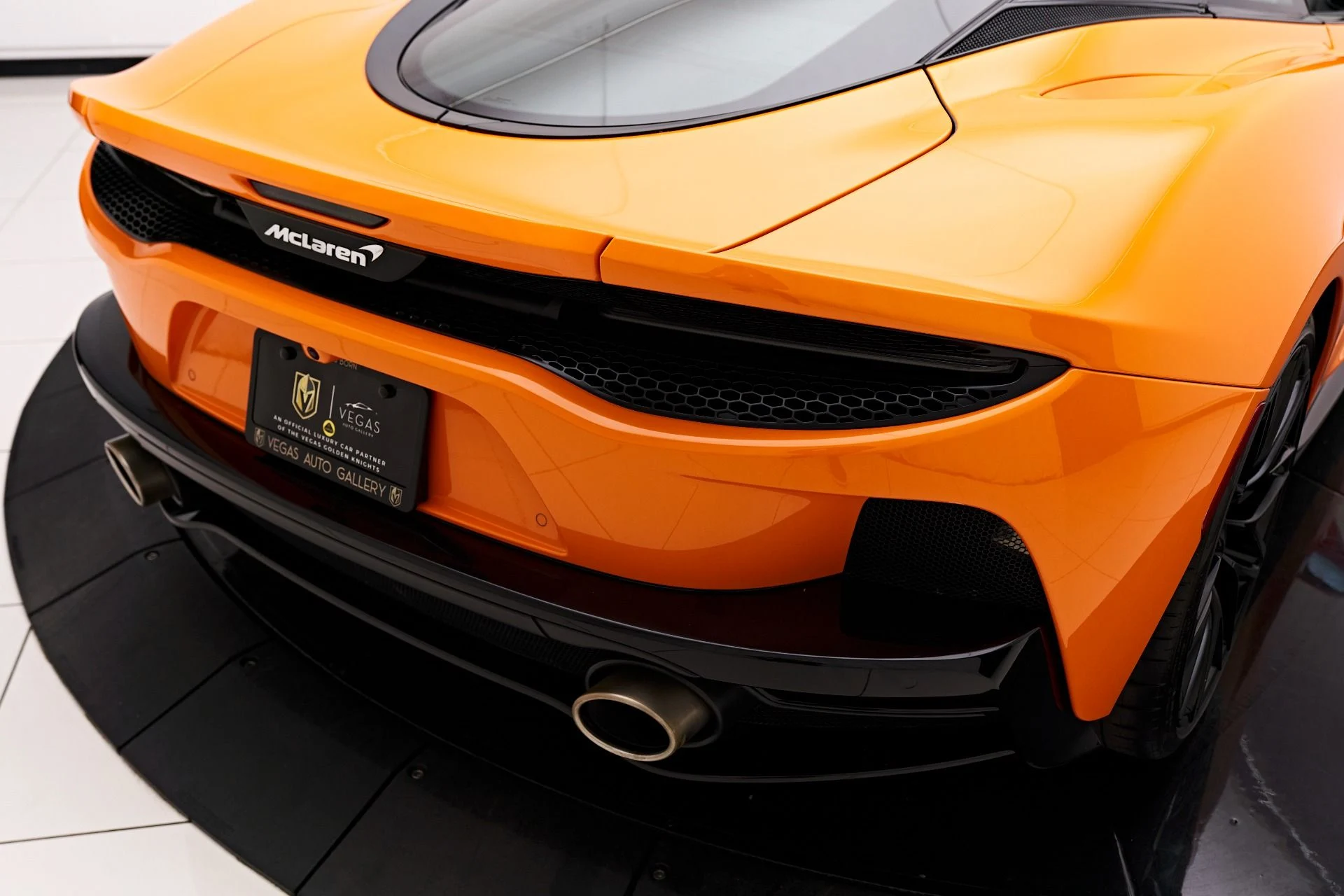 mph018_3027858064_Used_2023_Mc_Laren_GT_Base_1712094494_4f50510734