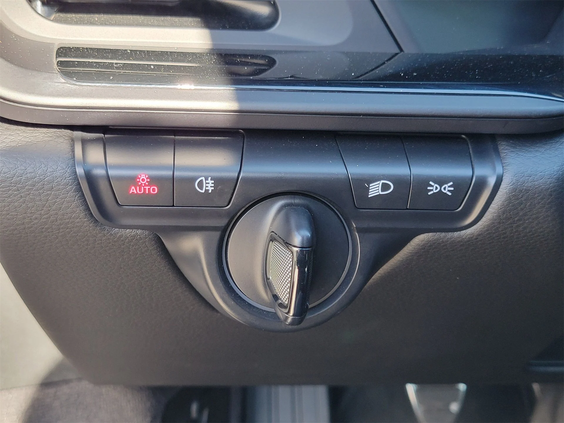 mph018_3029223208_dca98362f61b24b16bbfc8599c7d1df4_8826411f35