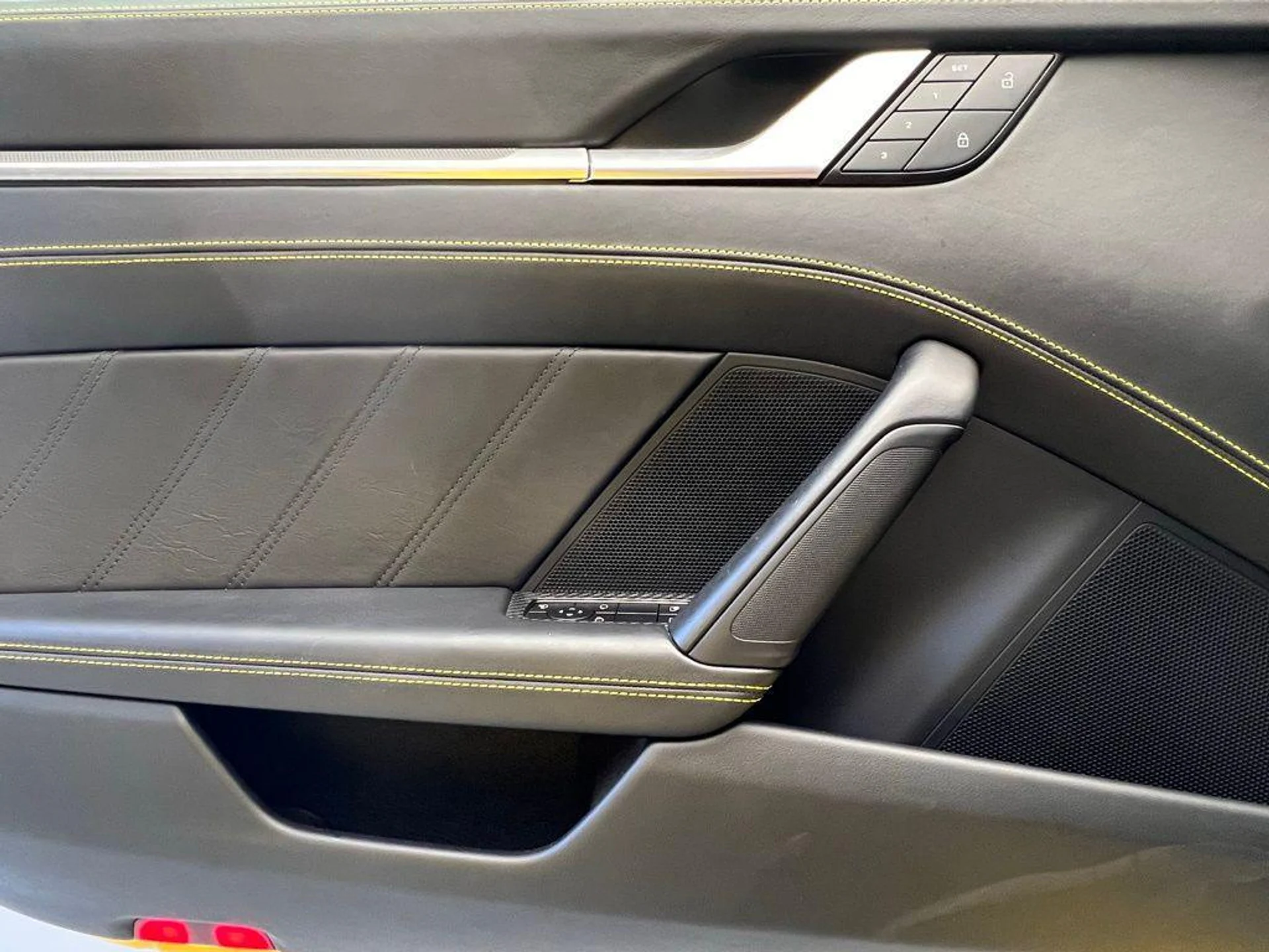 mph018_3033253556_66sbl_E_Nc_Ywlvwr4r_K_Lnoz_Boq_Sb0_18b50a4d8b