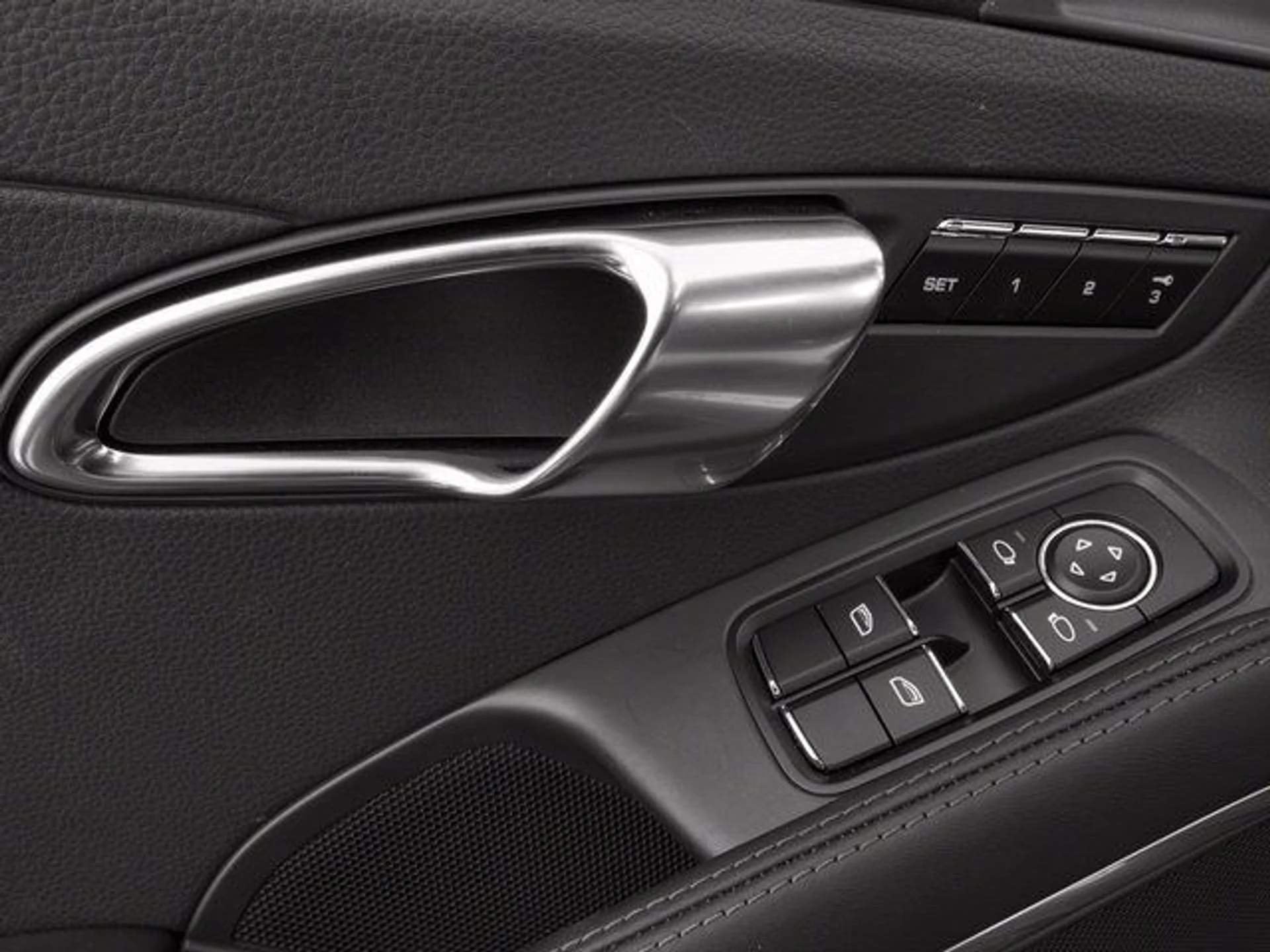 mph018_3034914508_4d410d35ea9dc164654469617a630787_a8c8ffc324