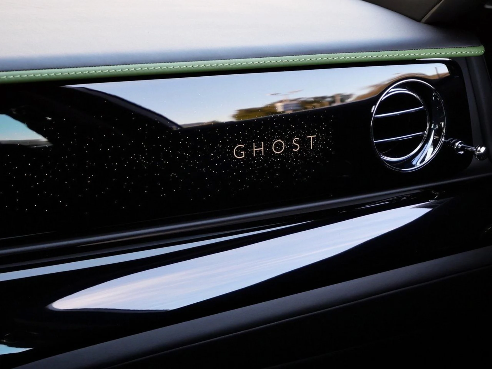 mph018_3035068758_7b5ae60f474d6fc99287e9c9b0ba5252x_e177181bf4