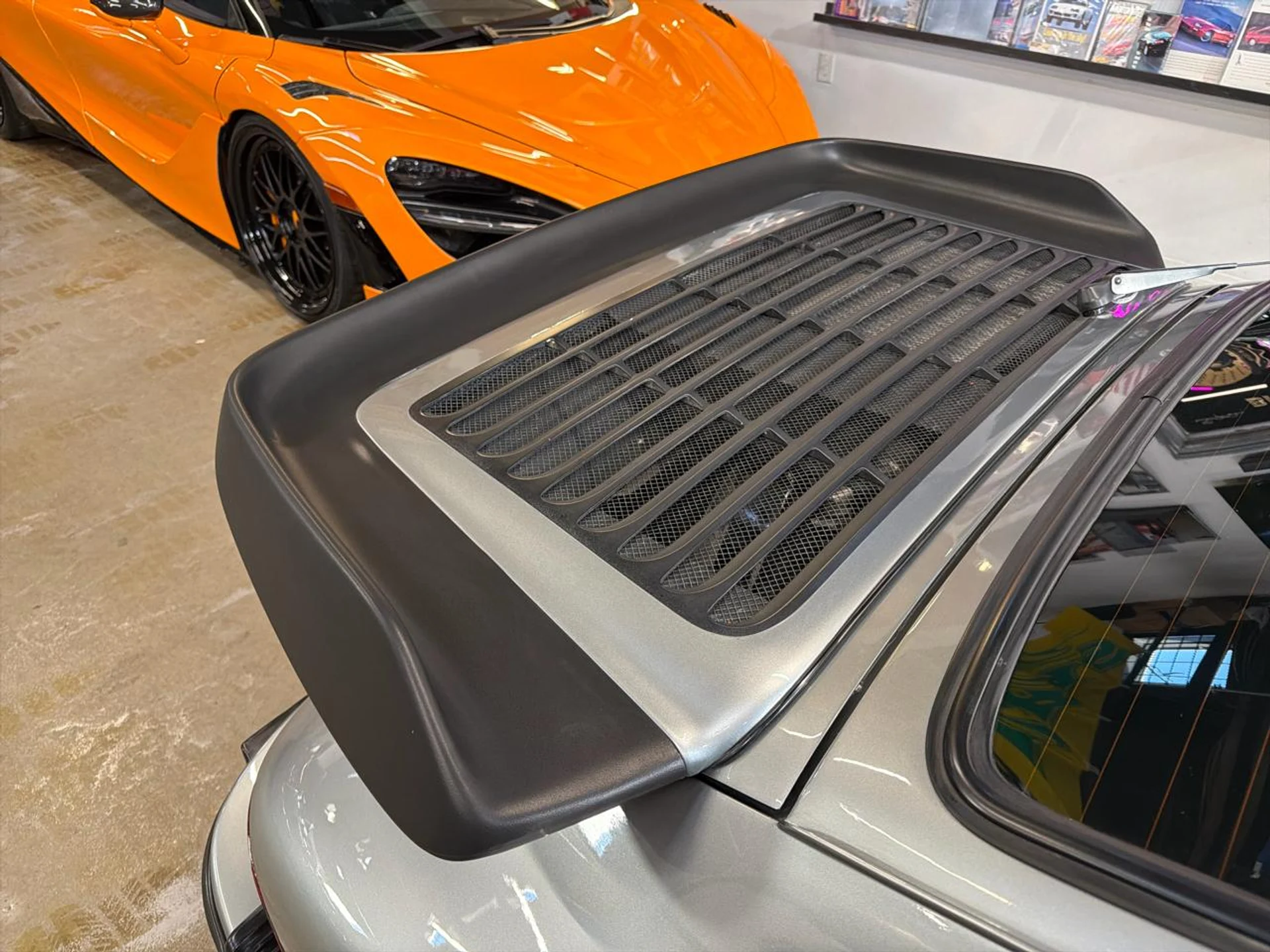 mph018_3035754192_639016616345298173_1590f09797