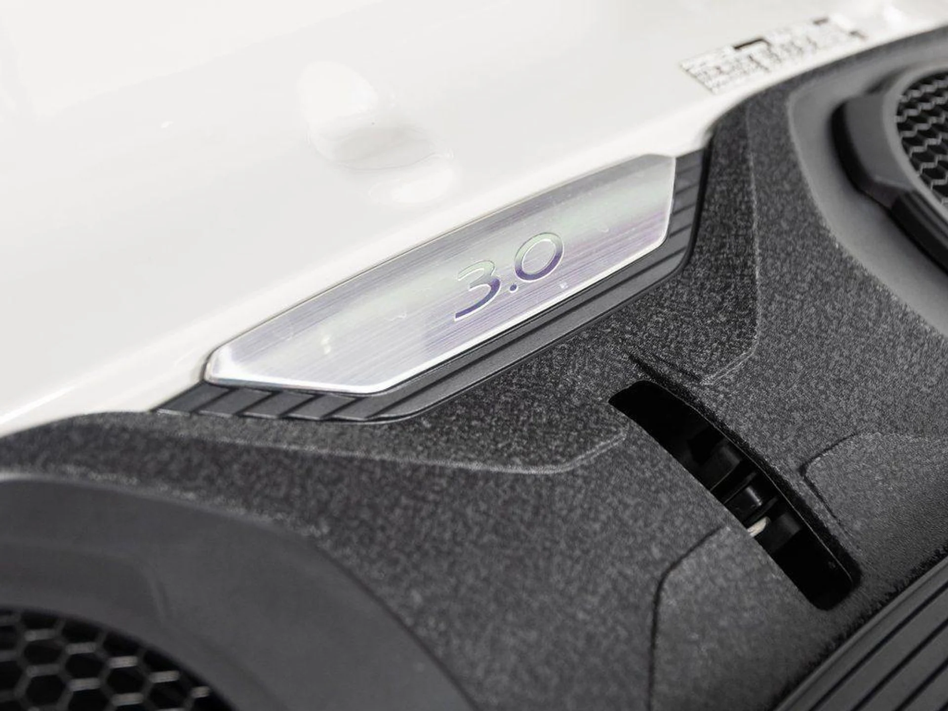 mph018_3056892659_b_NT_Np0_SC_Xgn_T4_X_GNU_Kk4mk_Fhq0_da342e3f32