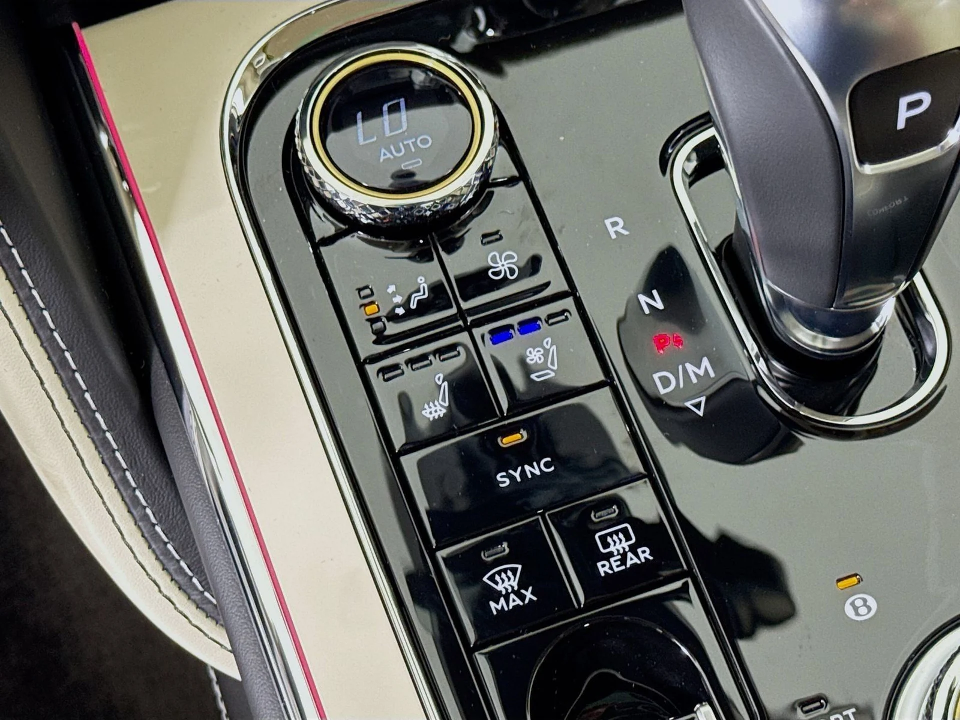 mph018_3058902575_2dc4c7d7ce8840d6b43a57f0509b670bx_eeda4fd223