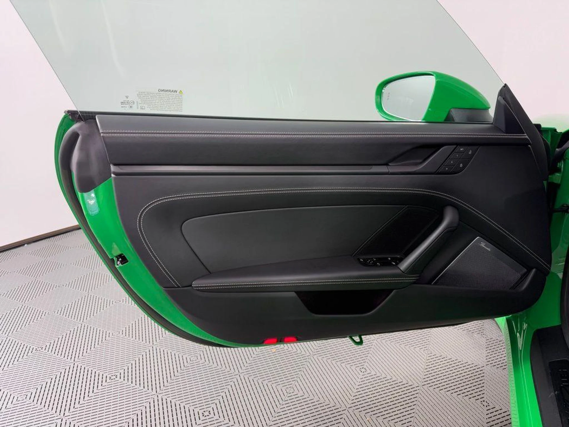 mph018_3065009870_j_L9k_Cyi_Lx9a_Ji_K_Bi_OI_1217fqsr_A_2d969b897a