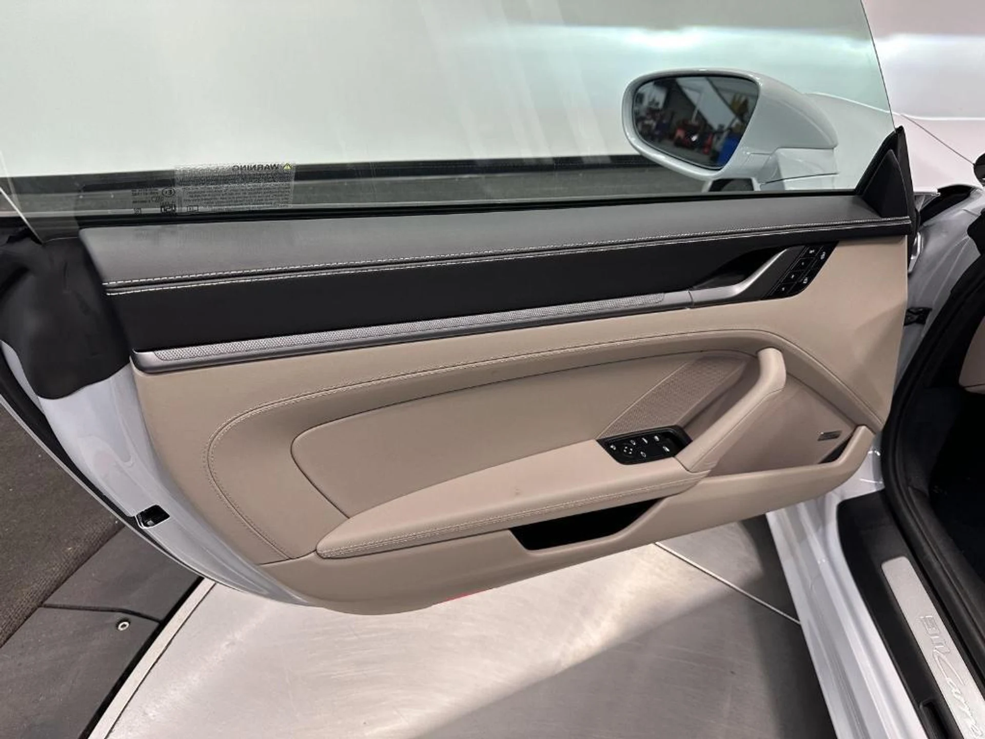 mph018_307079754_3i_j_I_Ubs_G1_BMBKO_Gn20j_Oo_S7t_LE_526596e35d