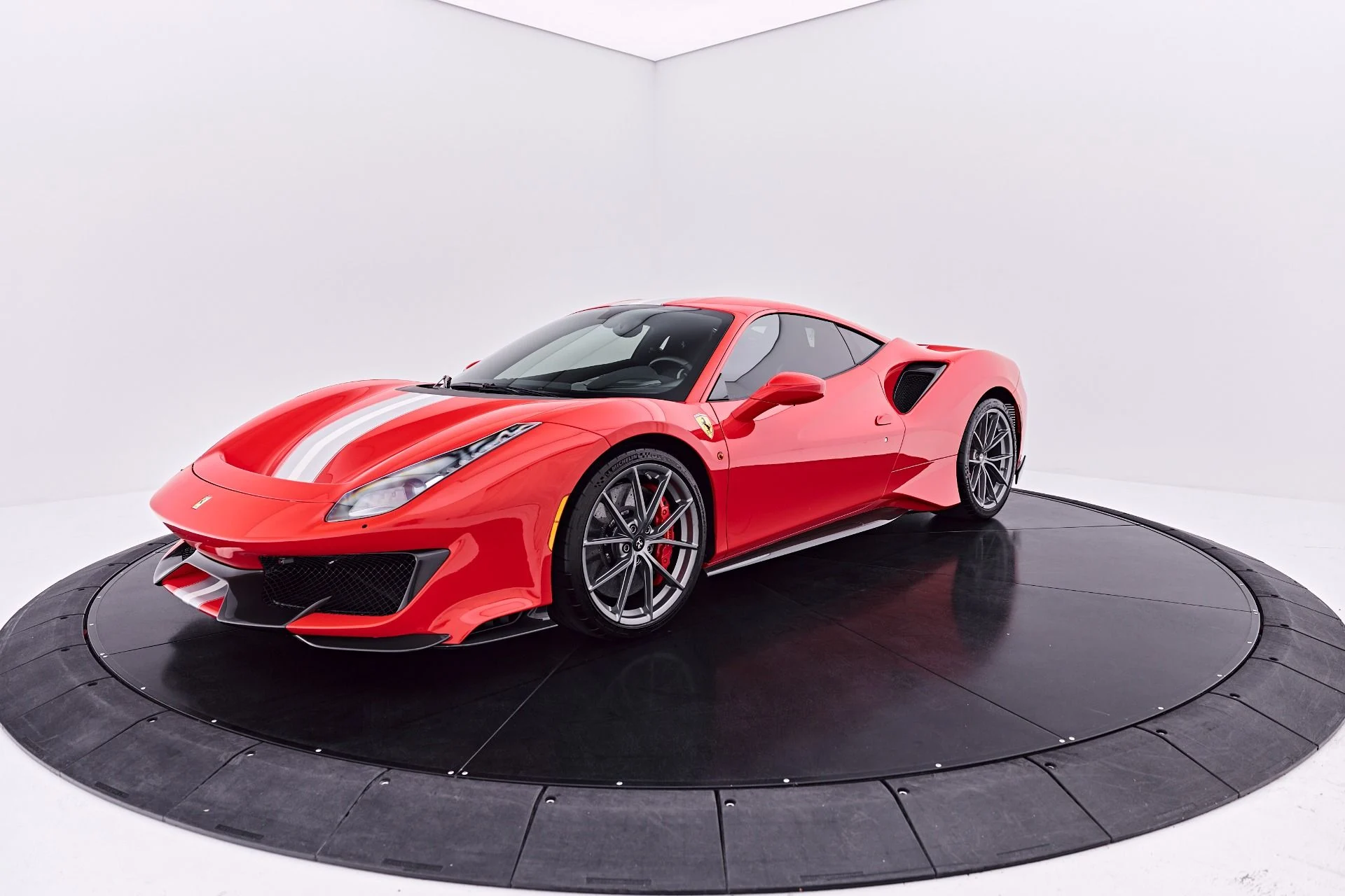 mph018_3071704926_Used_2020_Ferrari_488_Pista_Base_1785808777_f823479146
