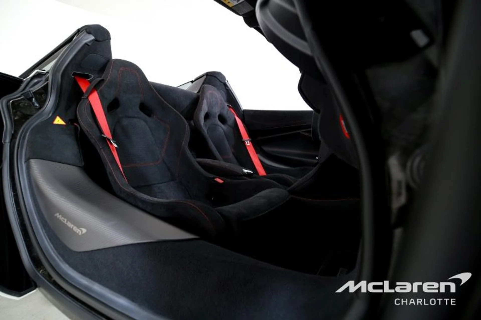 mph018_3075387455_Used_2024_Mc_Laren_750_S_Spider_e71aa21514