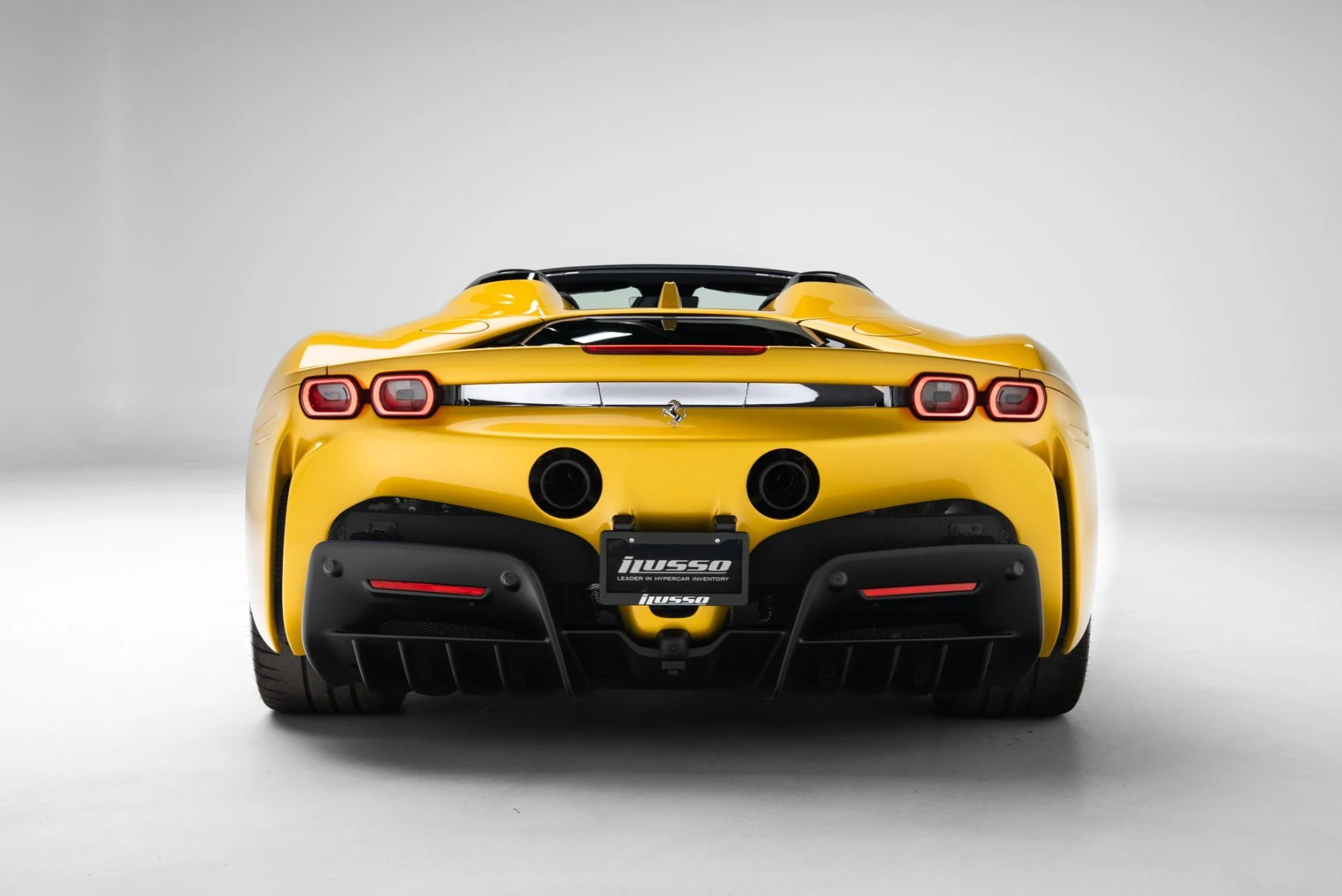 mph018_3085208693_Used_2023_Ferrari_SF_90_Spider_1770940760_ee458d21ec