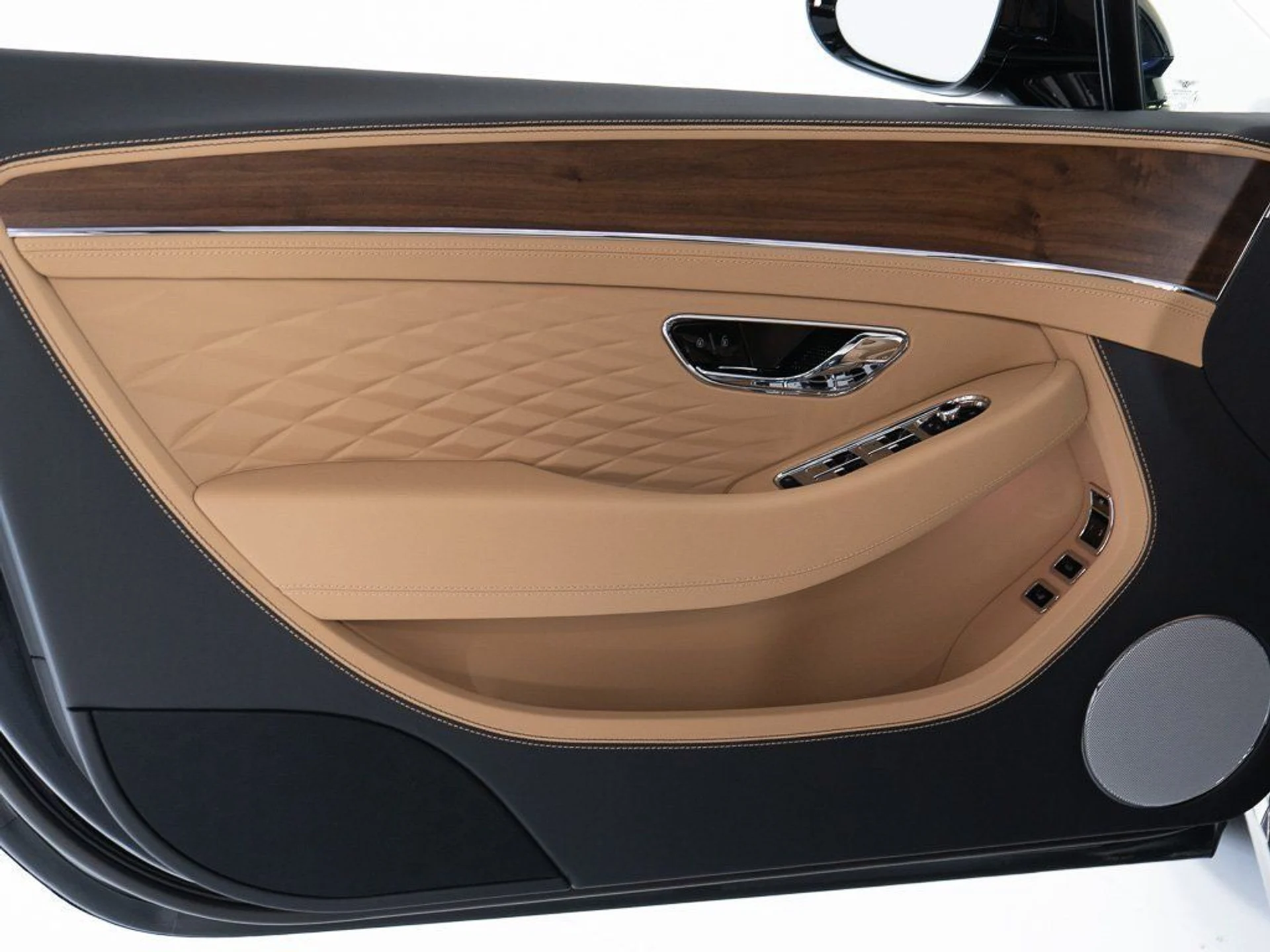 mph018_3088406651_9c986d544bdd7ea9391423a392c62de8_902eeed22b