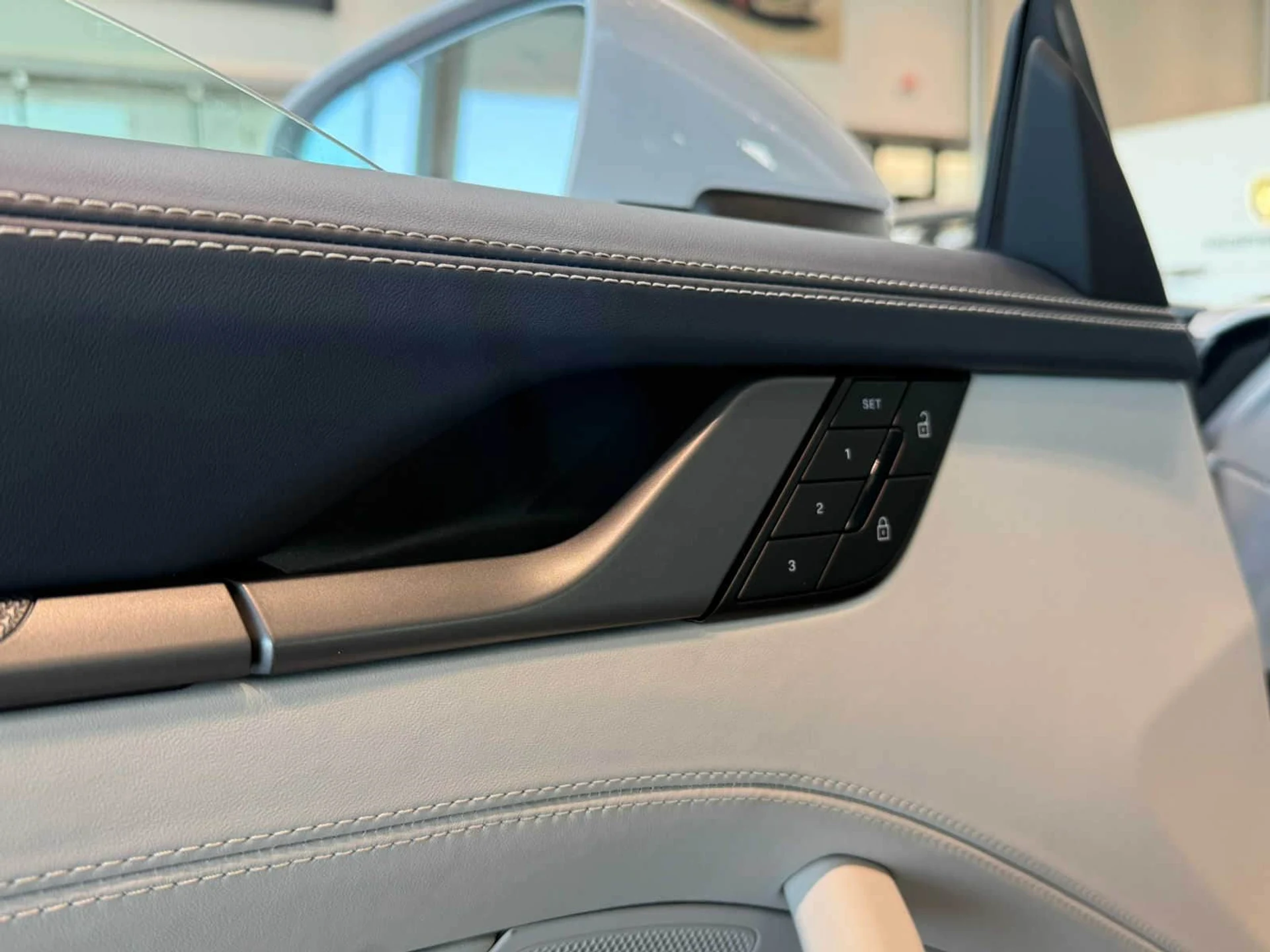 mph018_3091741363_91d18c0d0f1f19dc2469b2ef0c32b2d8x_6576b891cc