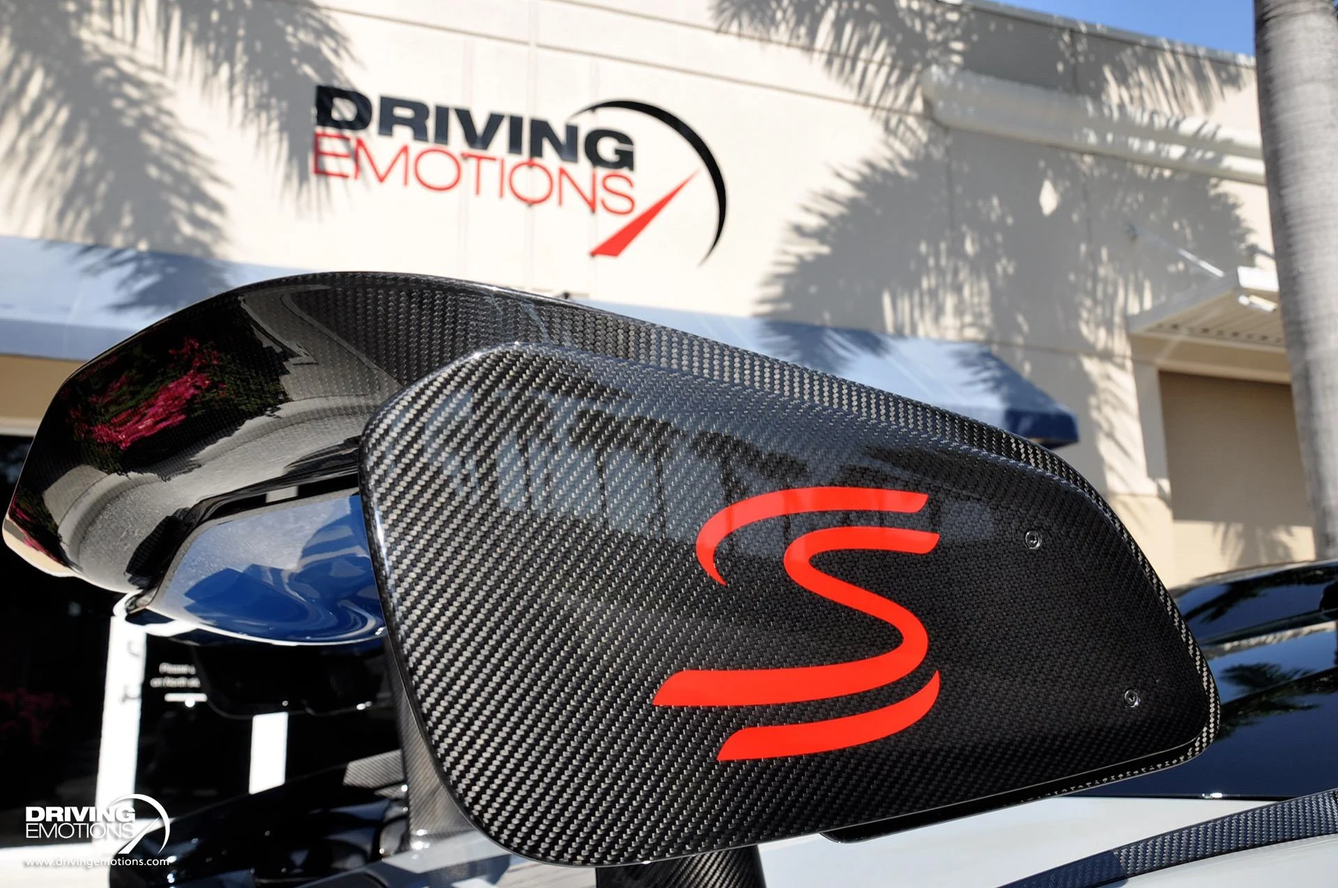 mph018_3097440754_683_p19_l_1d0929cd05