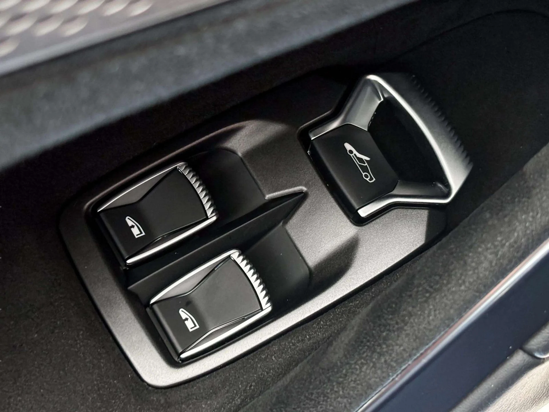 mph018_3097652467_99d16b70_0531_425f_bc7b_92b916412cc8_7aa6b460d9