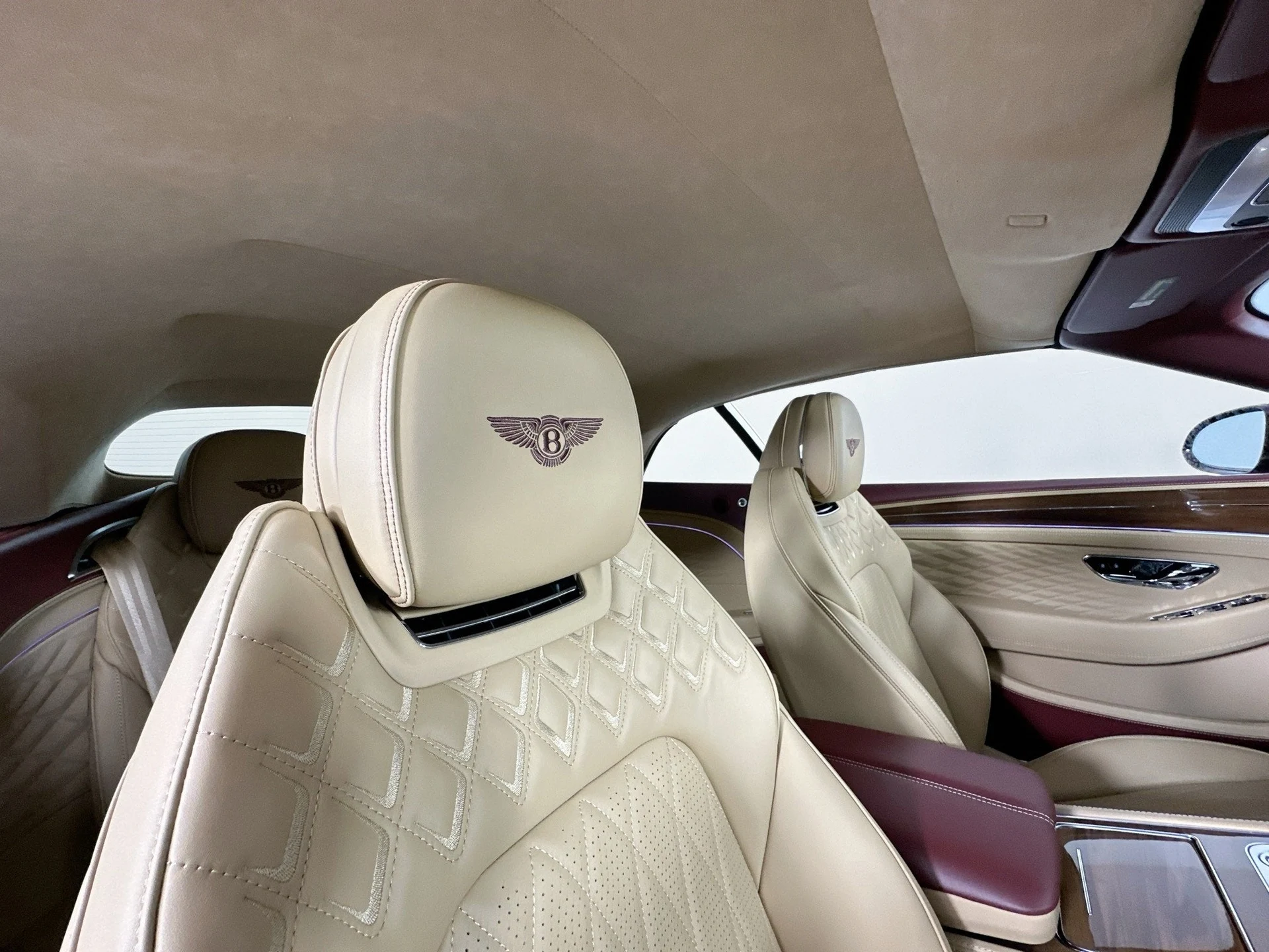 mph018_3104178108_19_a238e78251